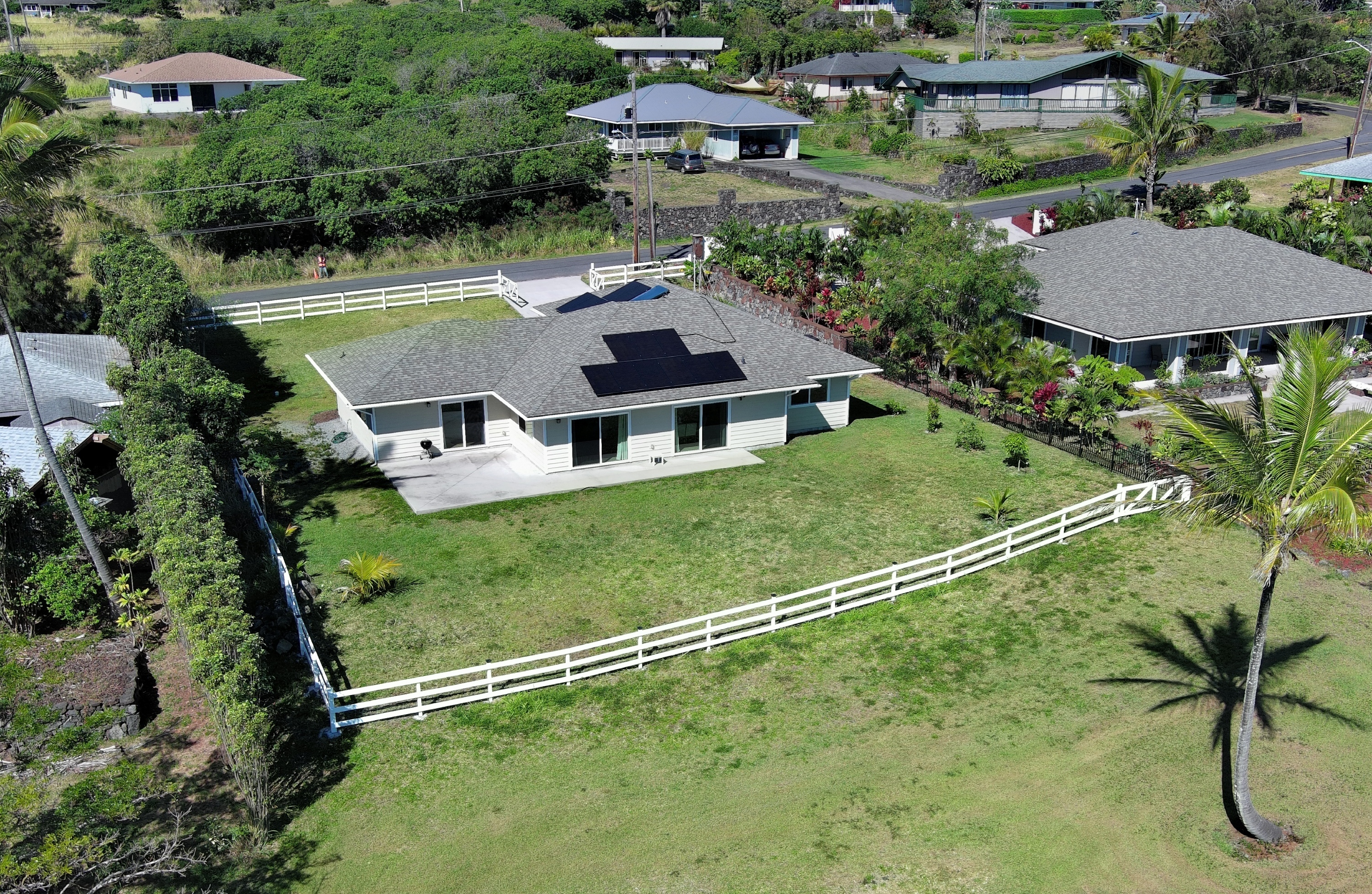 94-1802 Kaulua St Property Photo 7