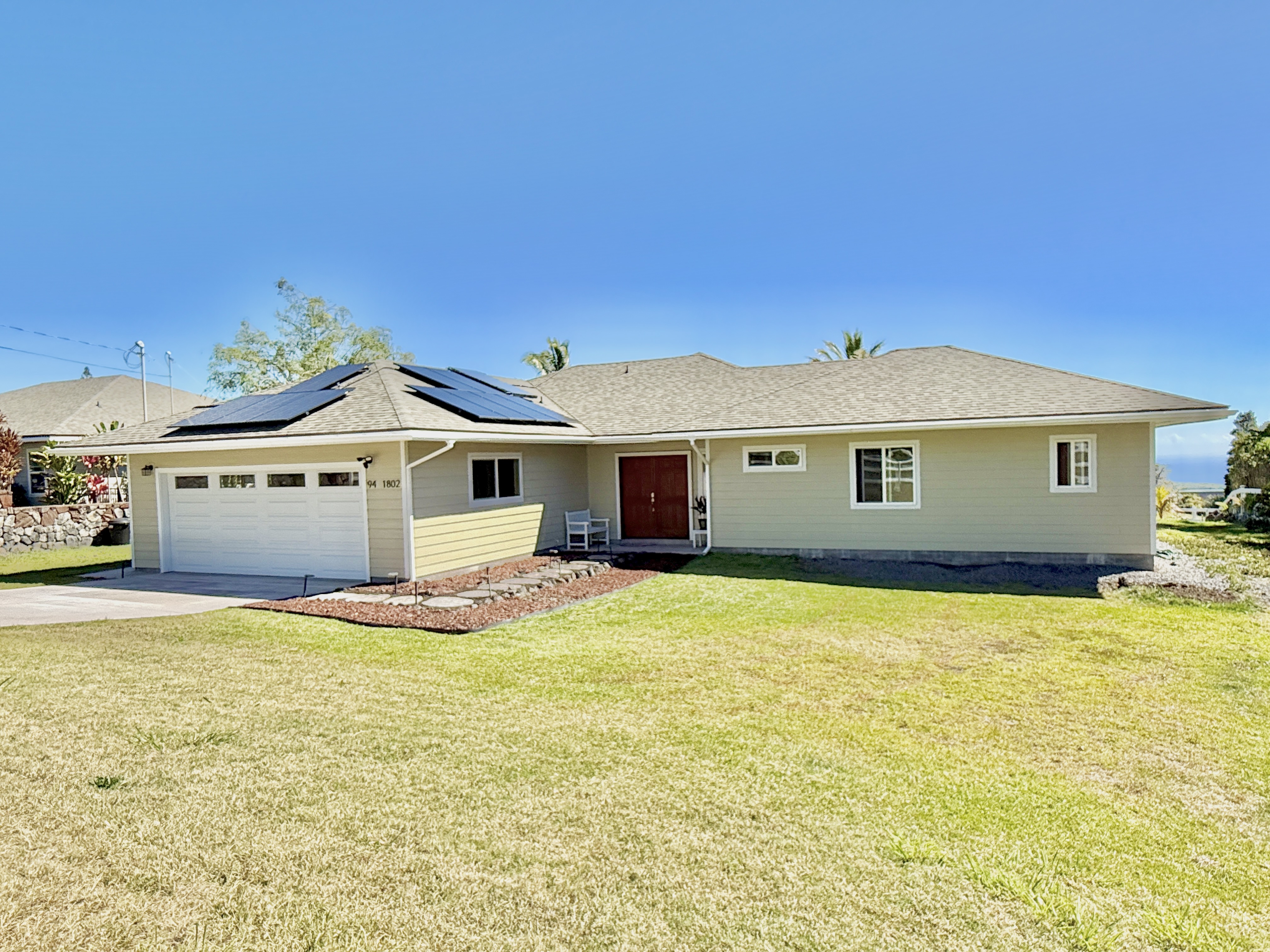 94-1802 Kaulua St Property Photo 14