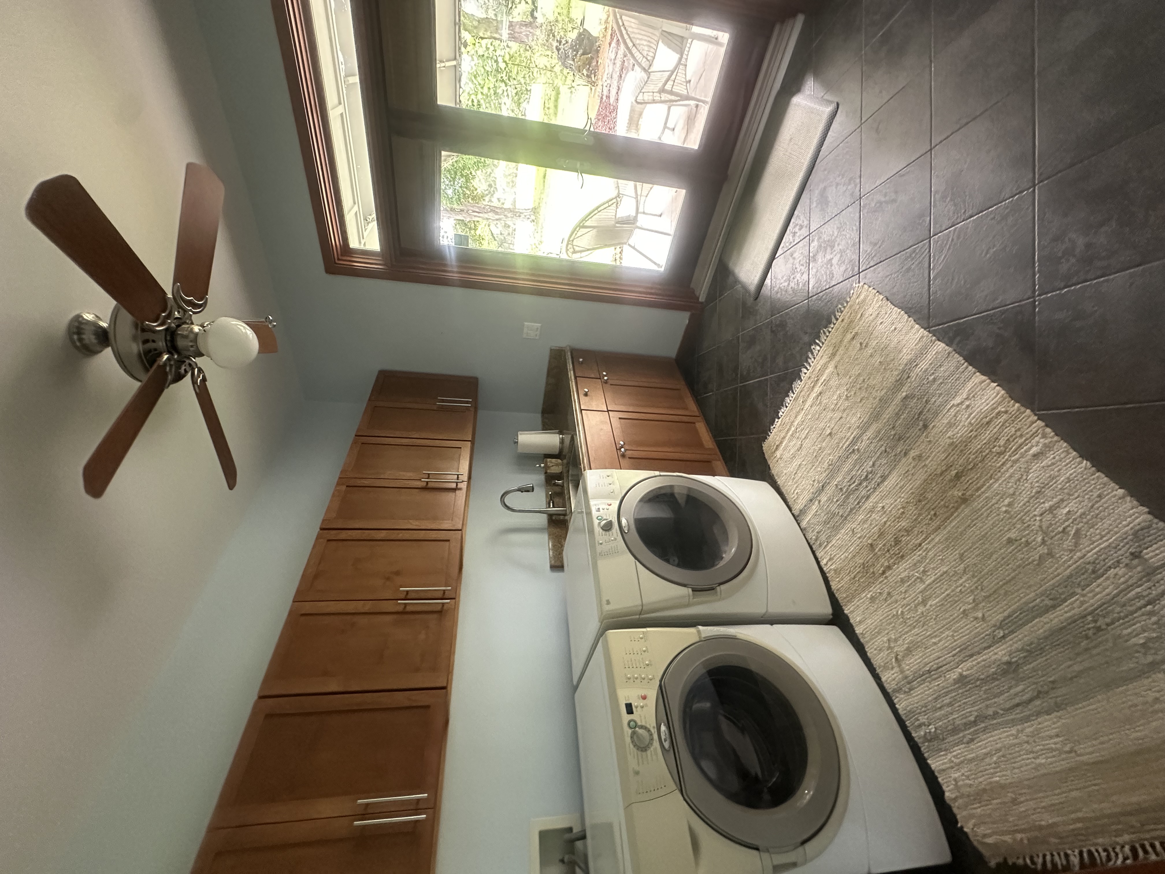 731275 Property Photo 23
