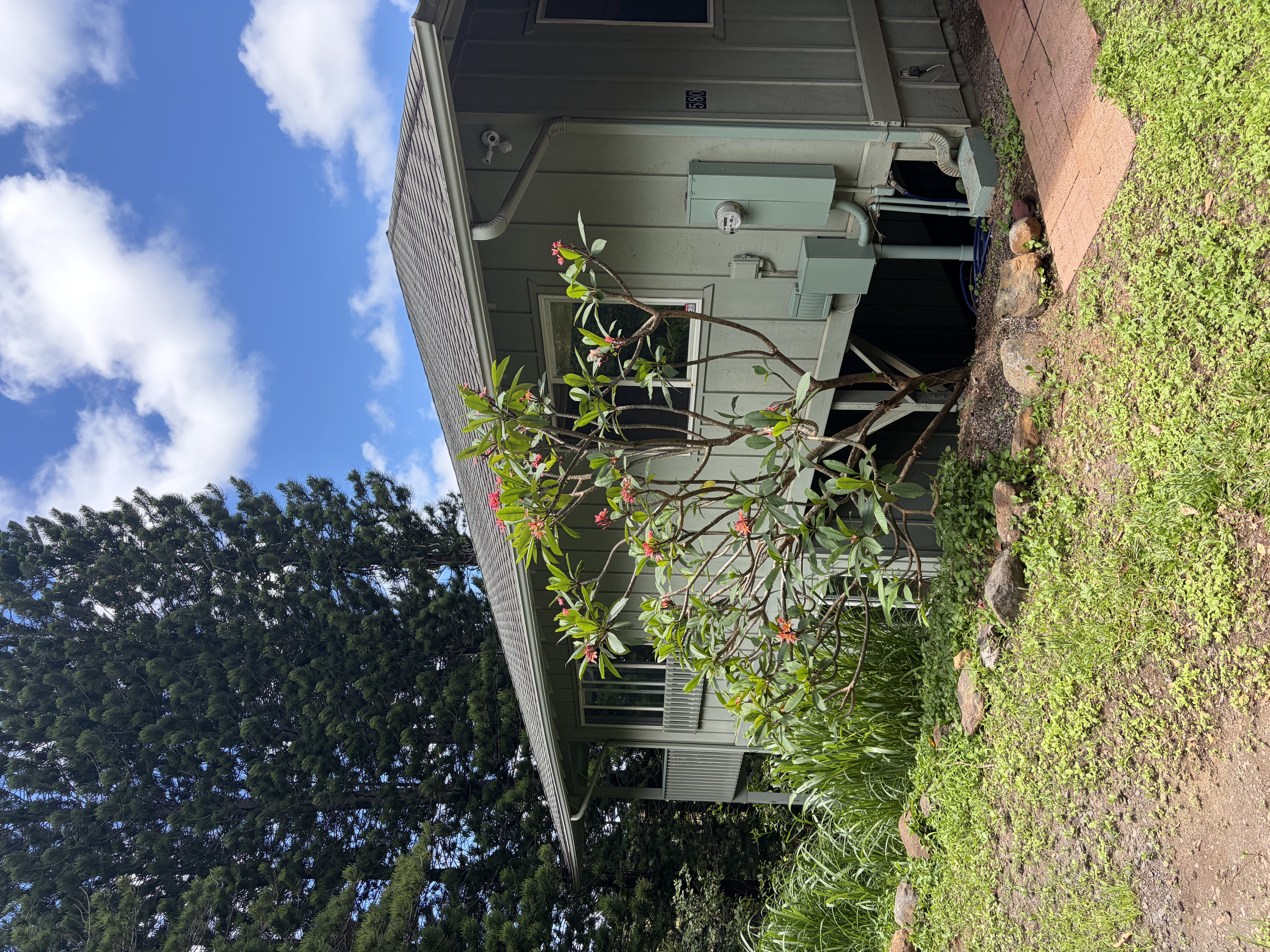 580 Kuiaha Rd Property Photo 2