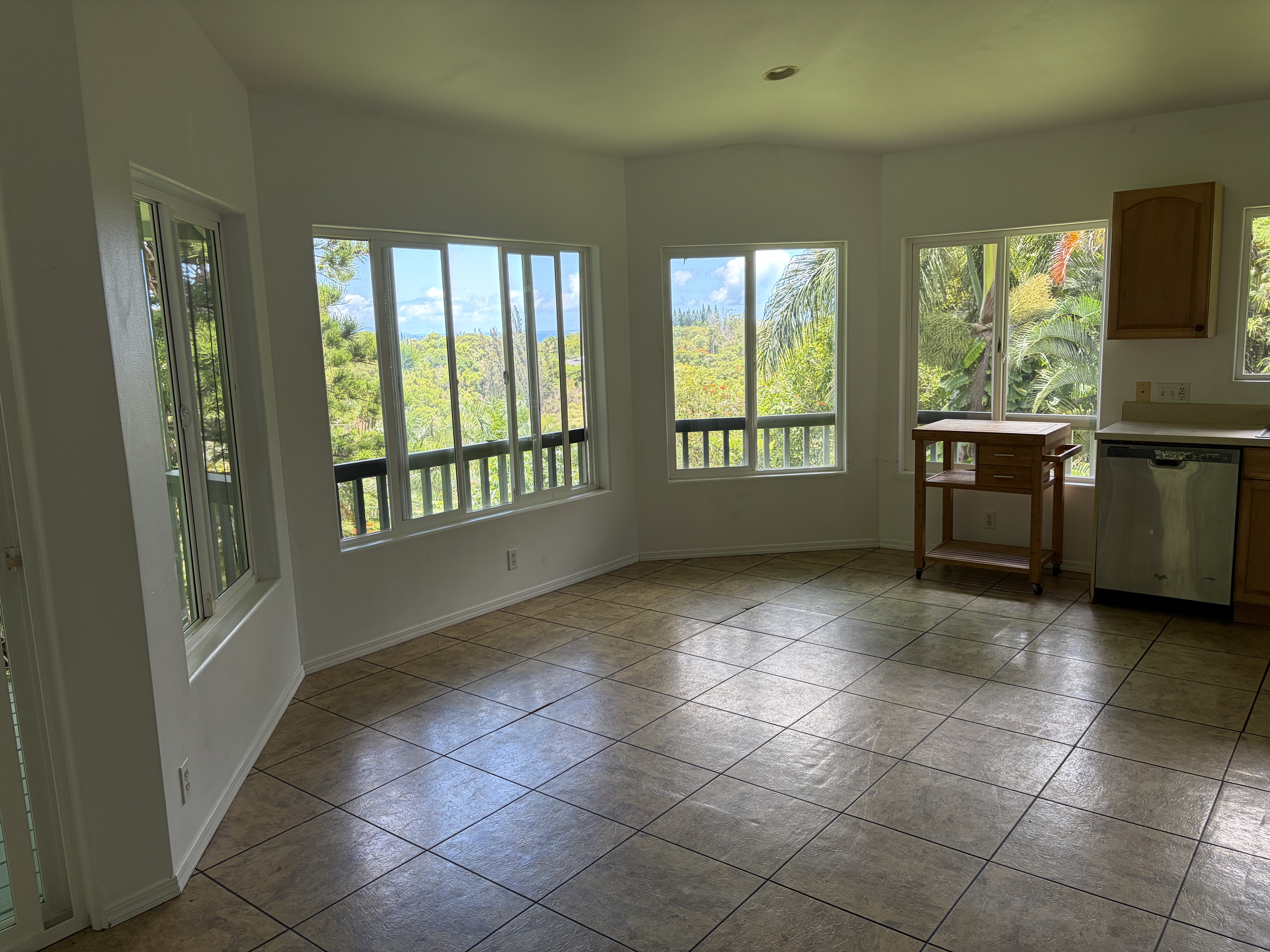 580 Kuiaha Rd Property Photo 13