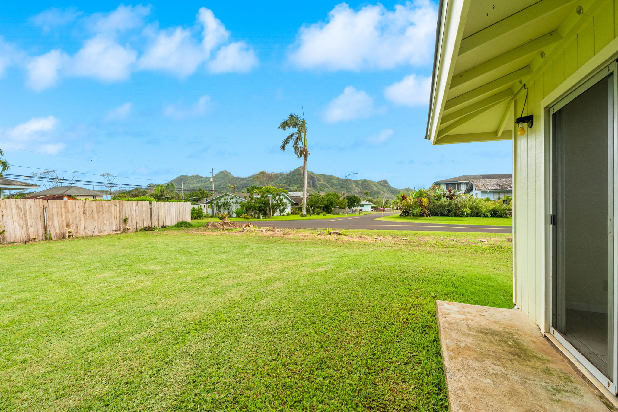 6308 Kaahele St Property Photo 2