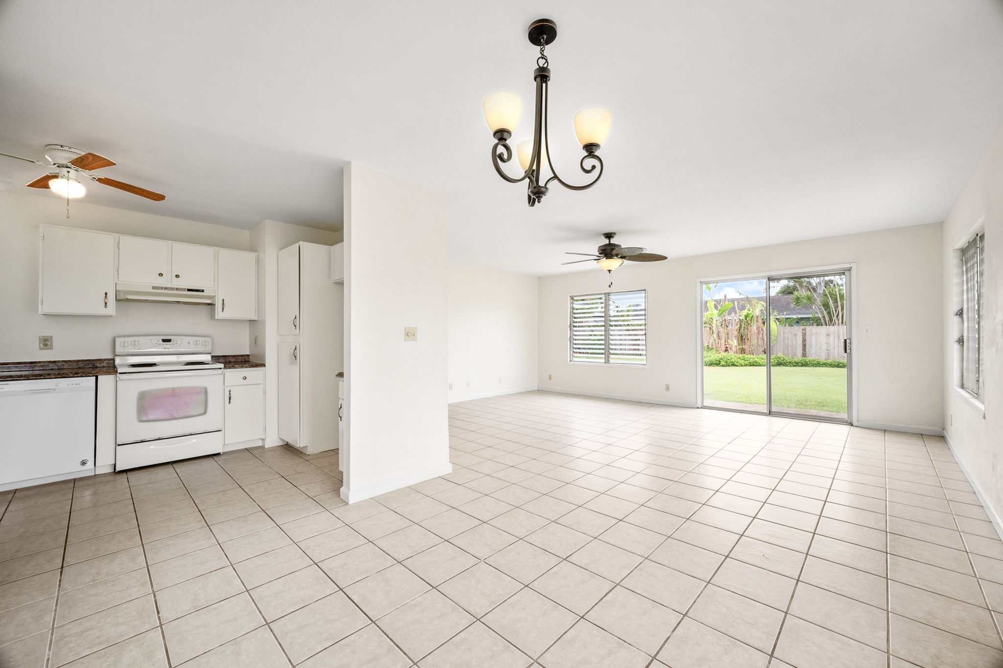 6308 Kaahele St Property Photo 4