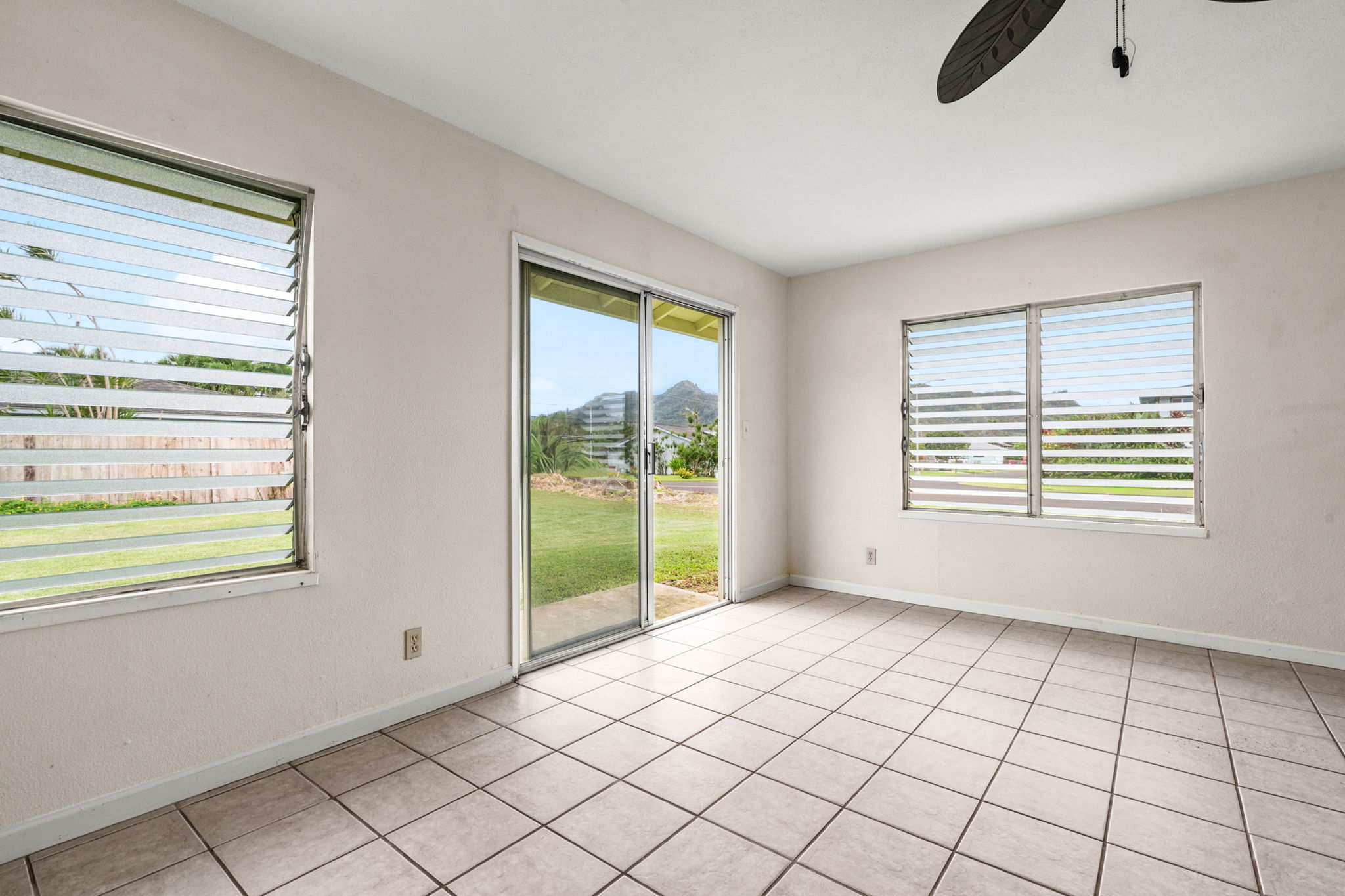 6308 Kaahele St Property Photo 5
