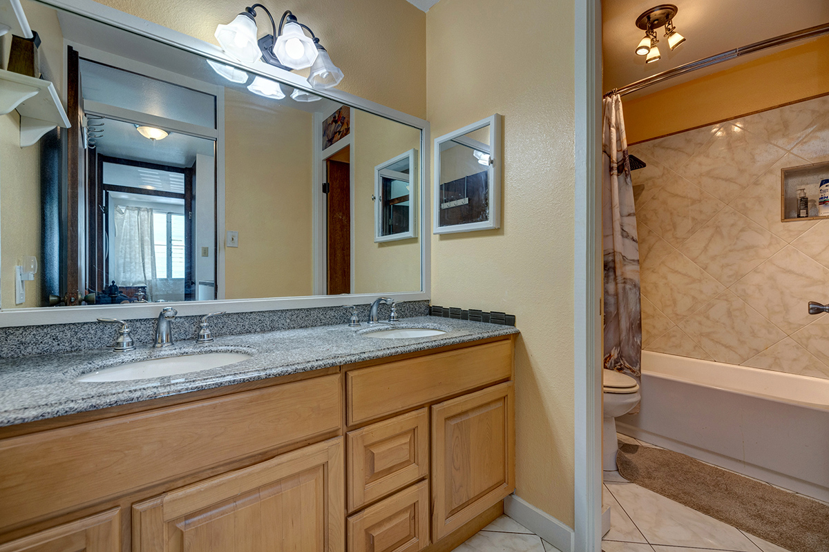 188 Hale St 8b Property Photo 12