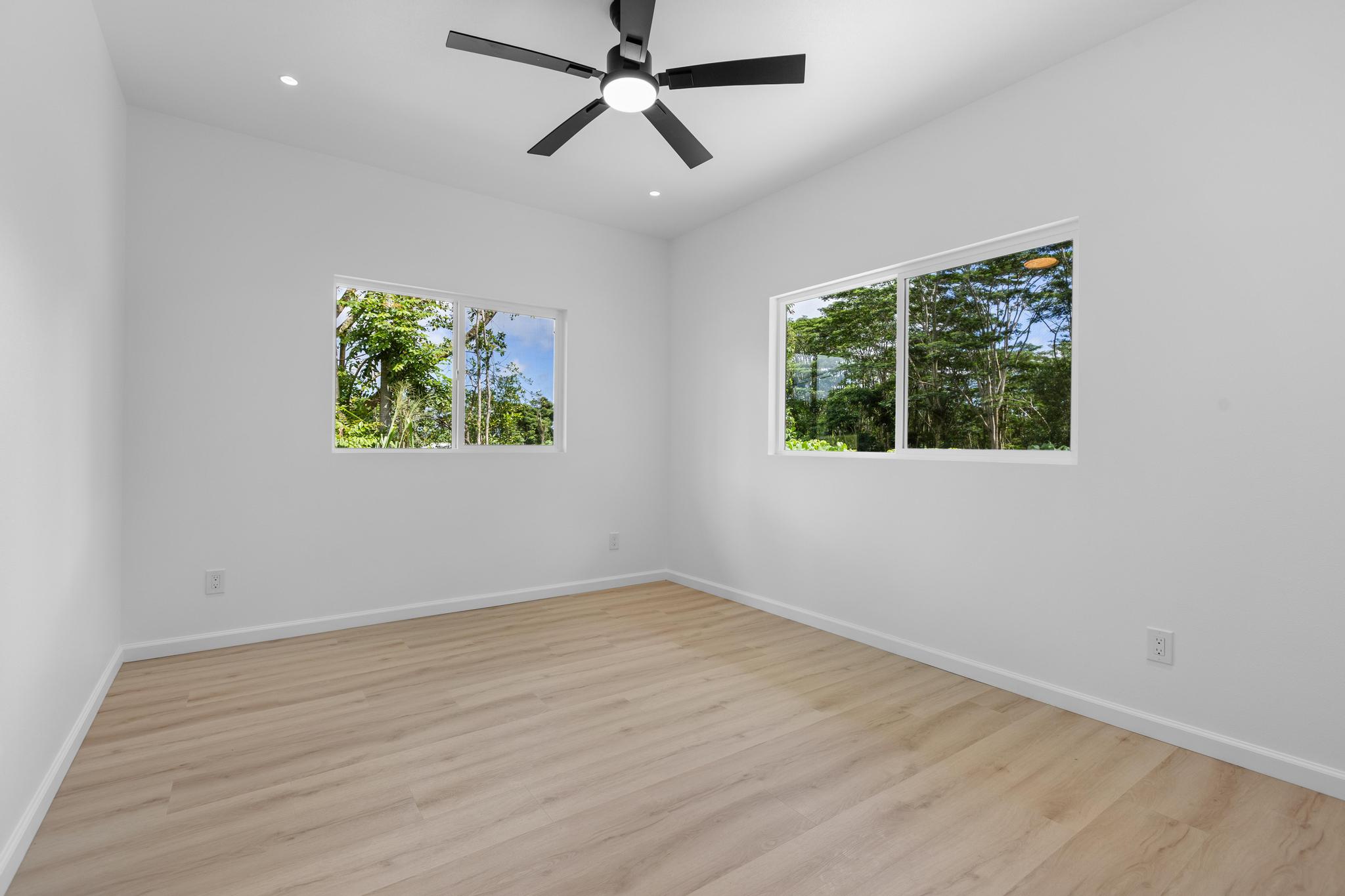 935 Kaumana Dr Property Photo 26