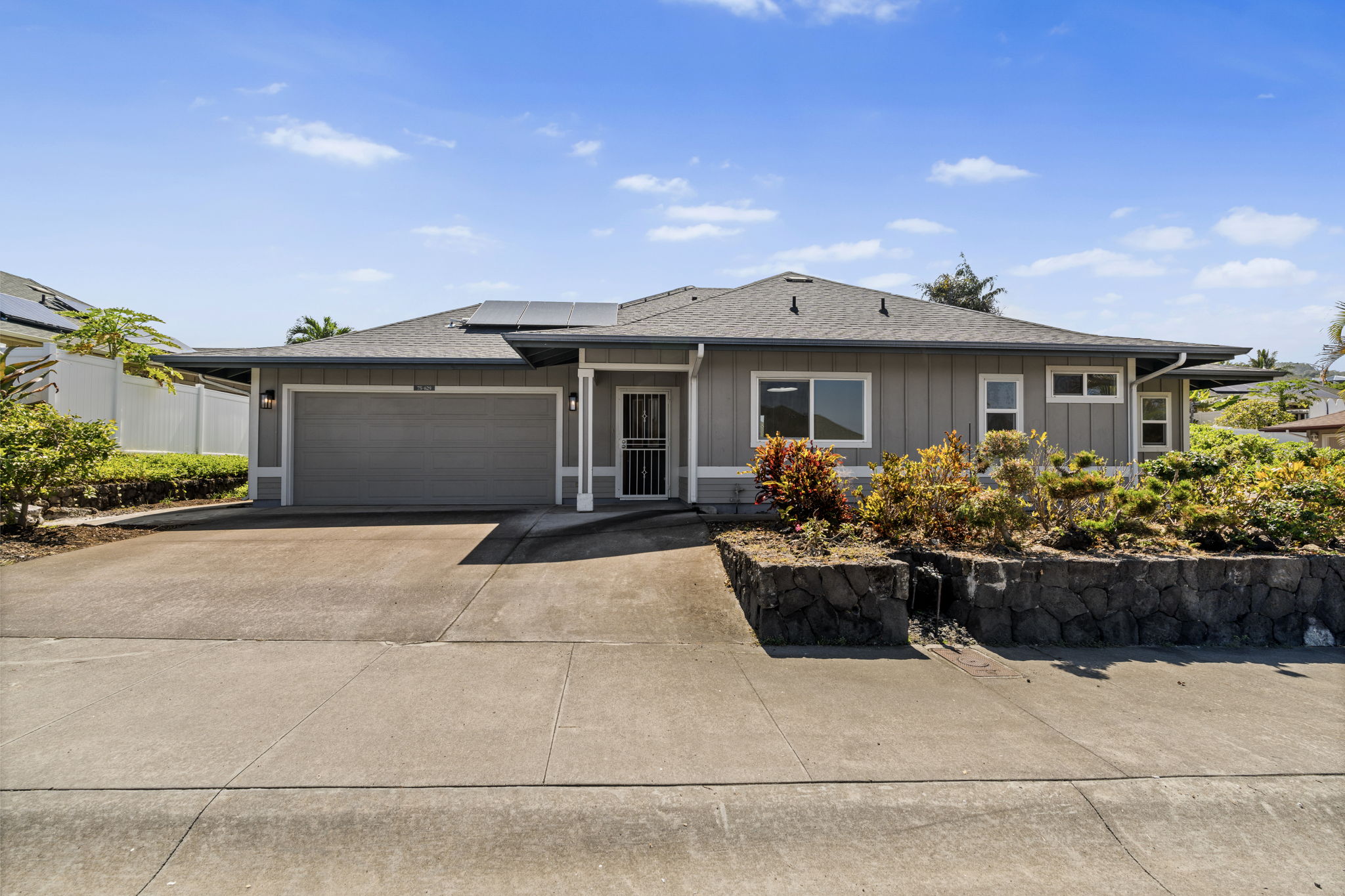 75-629 OPIKANALANI PL Property Photo 1