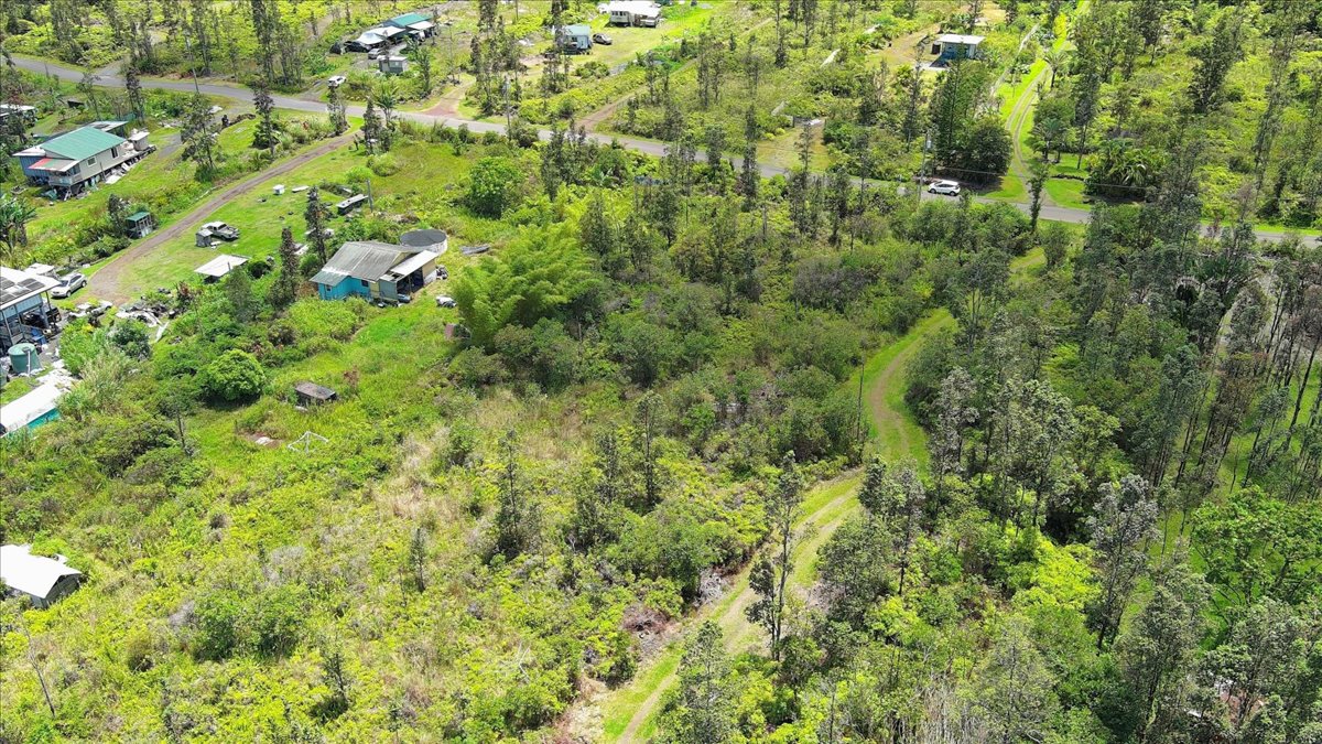 Plumeria St Property Photo 21