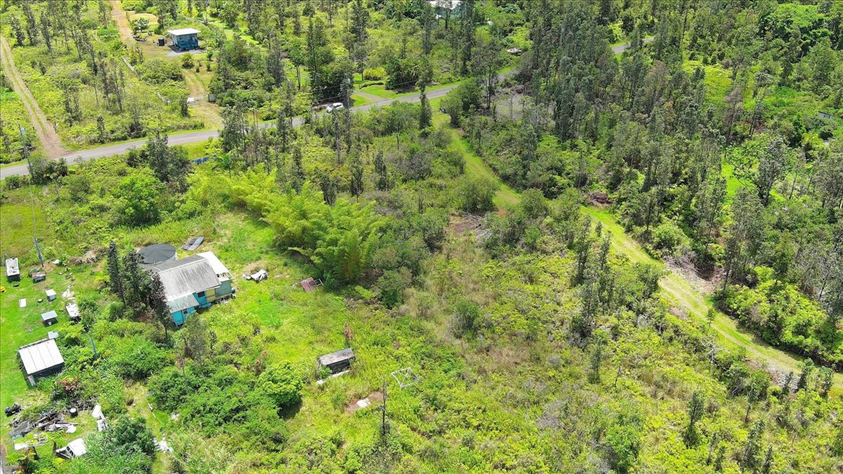 Plumeria St Property Photo 23