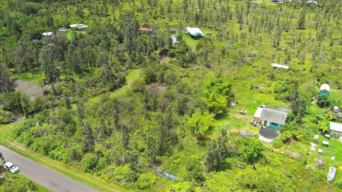 Plumeria St Property Photo 27