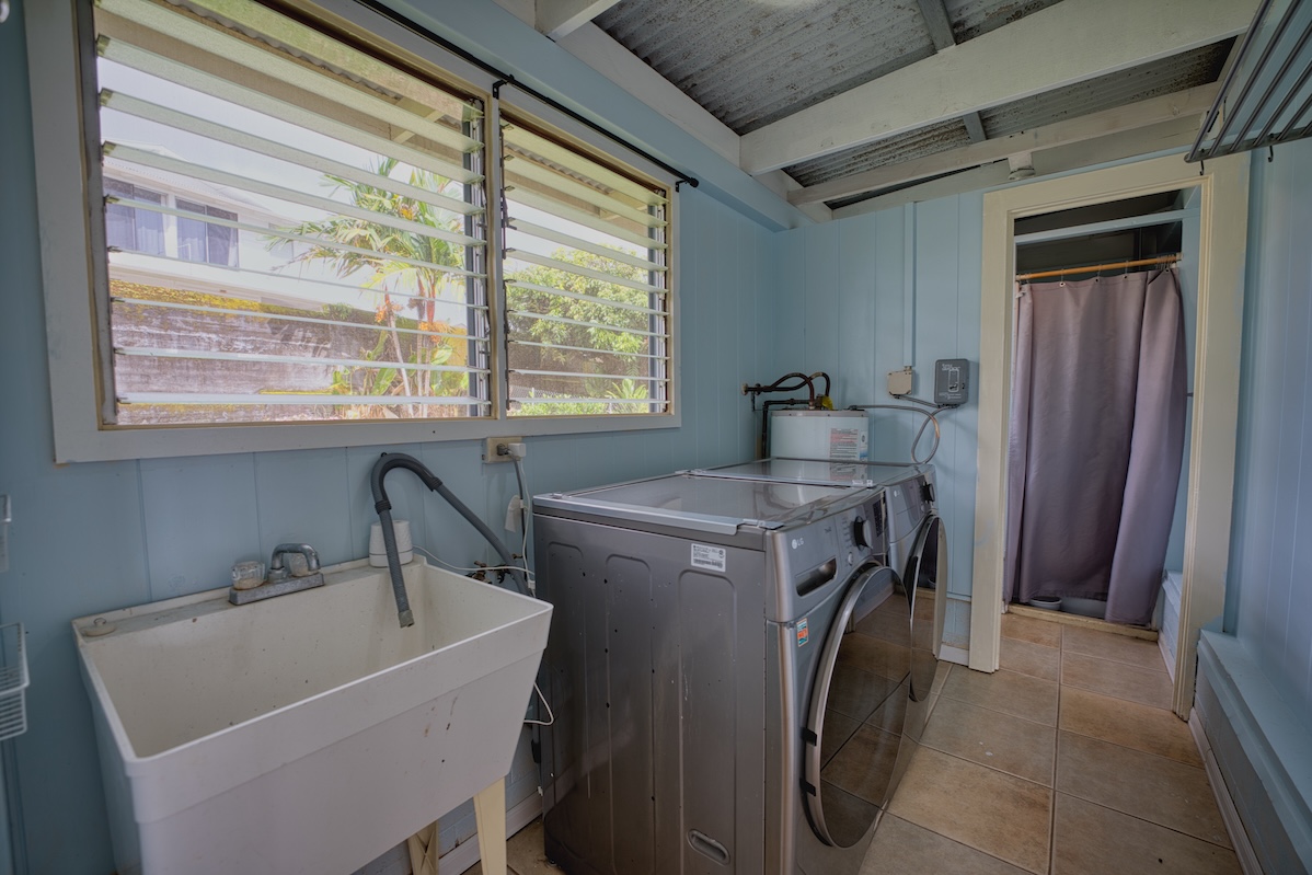 35 Hokulani St Property Photo 16