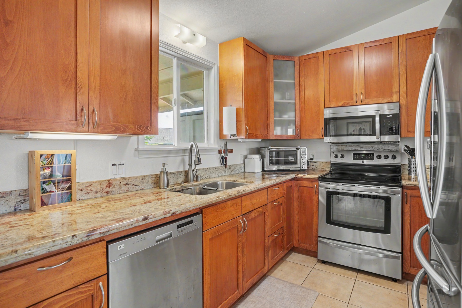 5148 Kahana St Property Photo 7