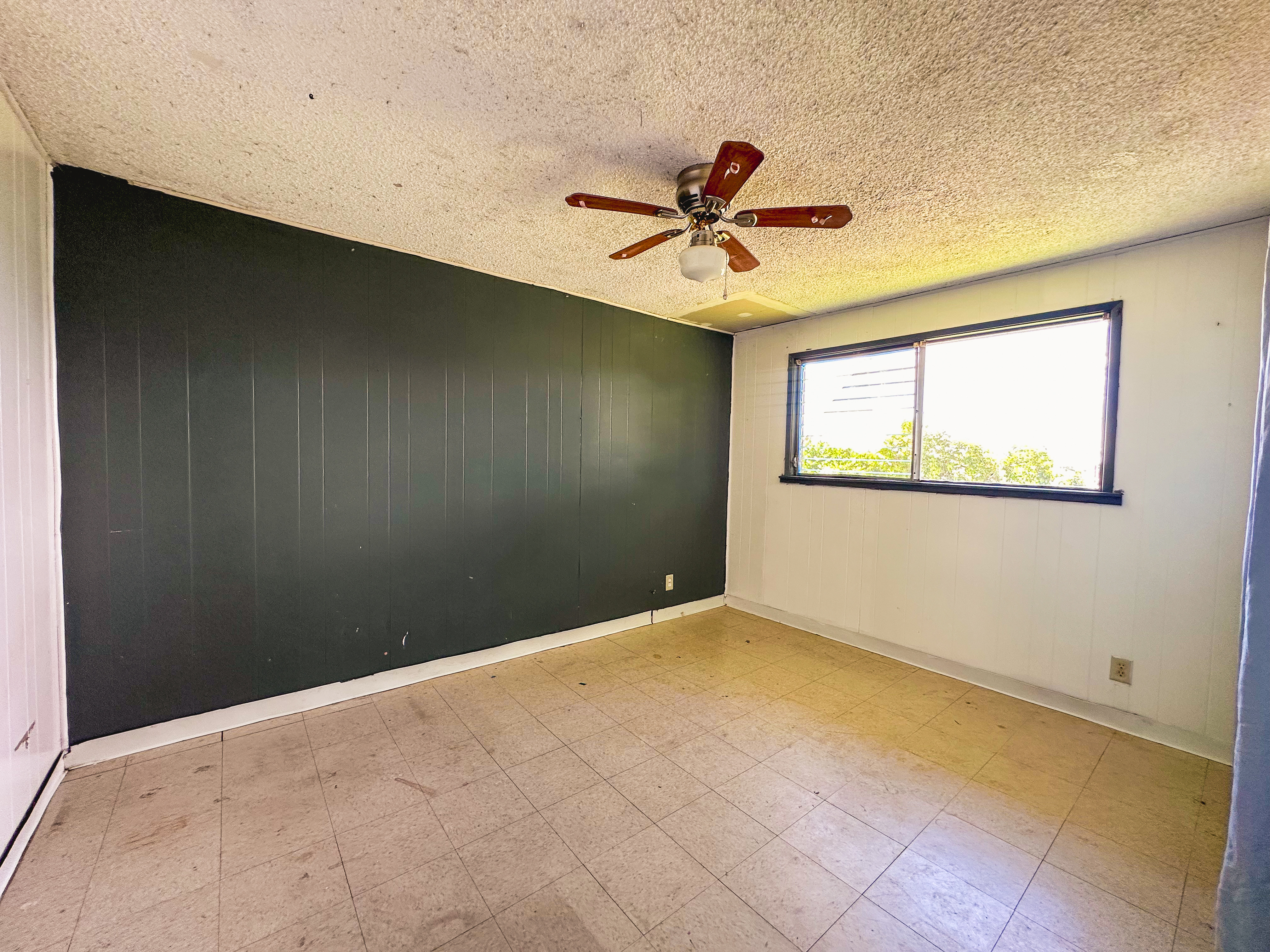 485 Waianuenue Ave D-219 Property Photo 8