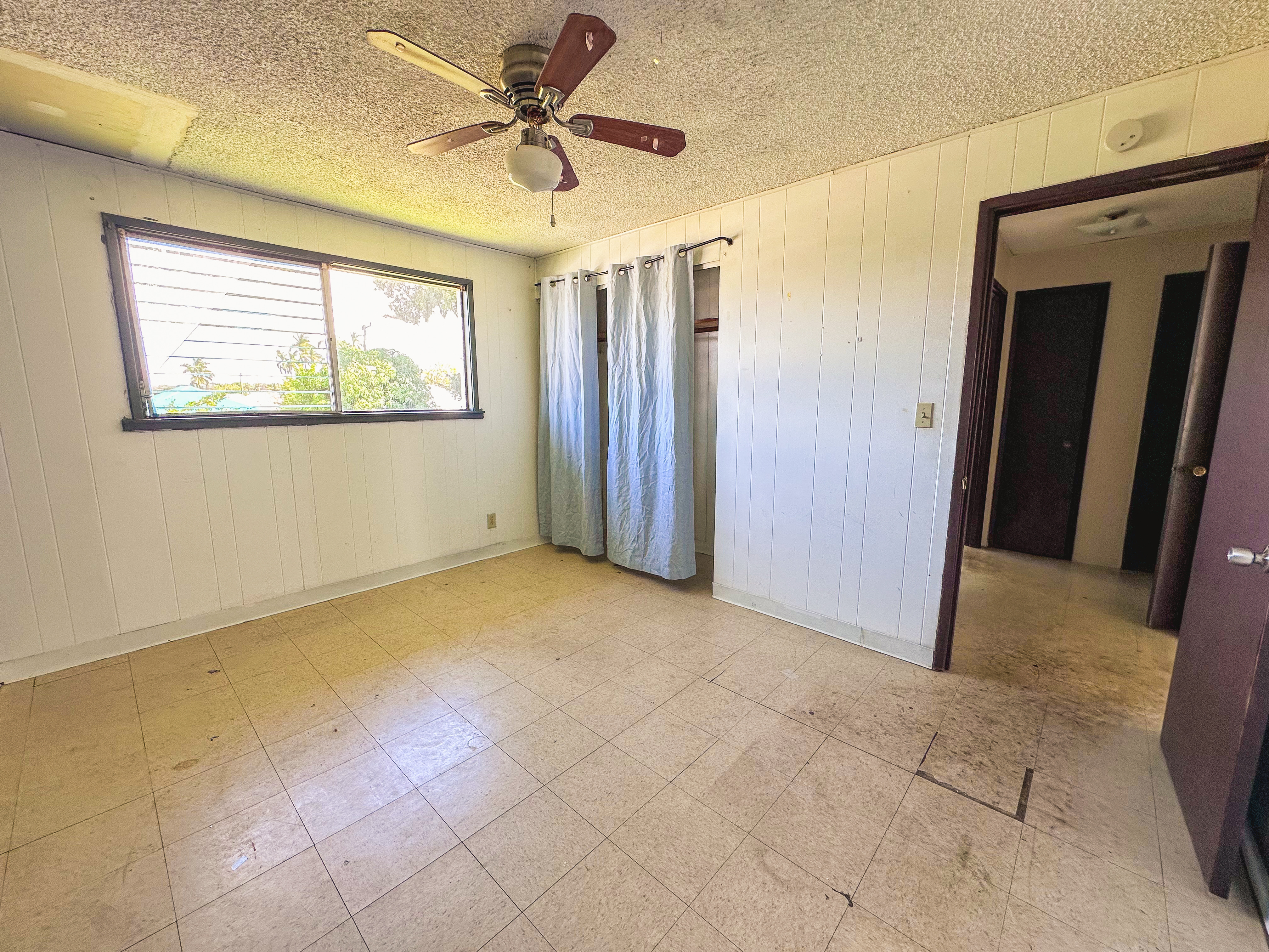 485 Waianuenue Ave D-219 Property Photo 9