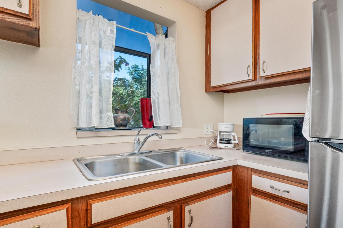 75-5669 Kuakini Highway 5101 Property Photo 12