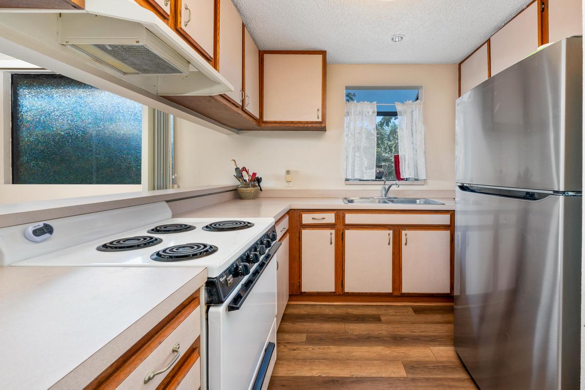 75-5669 Kuakini Highway 5101 Property Photo 13