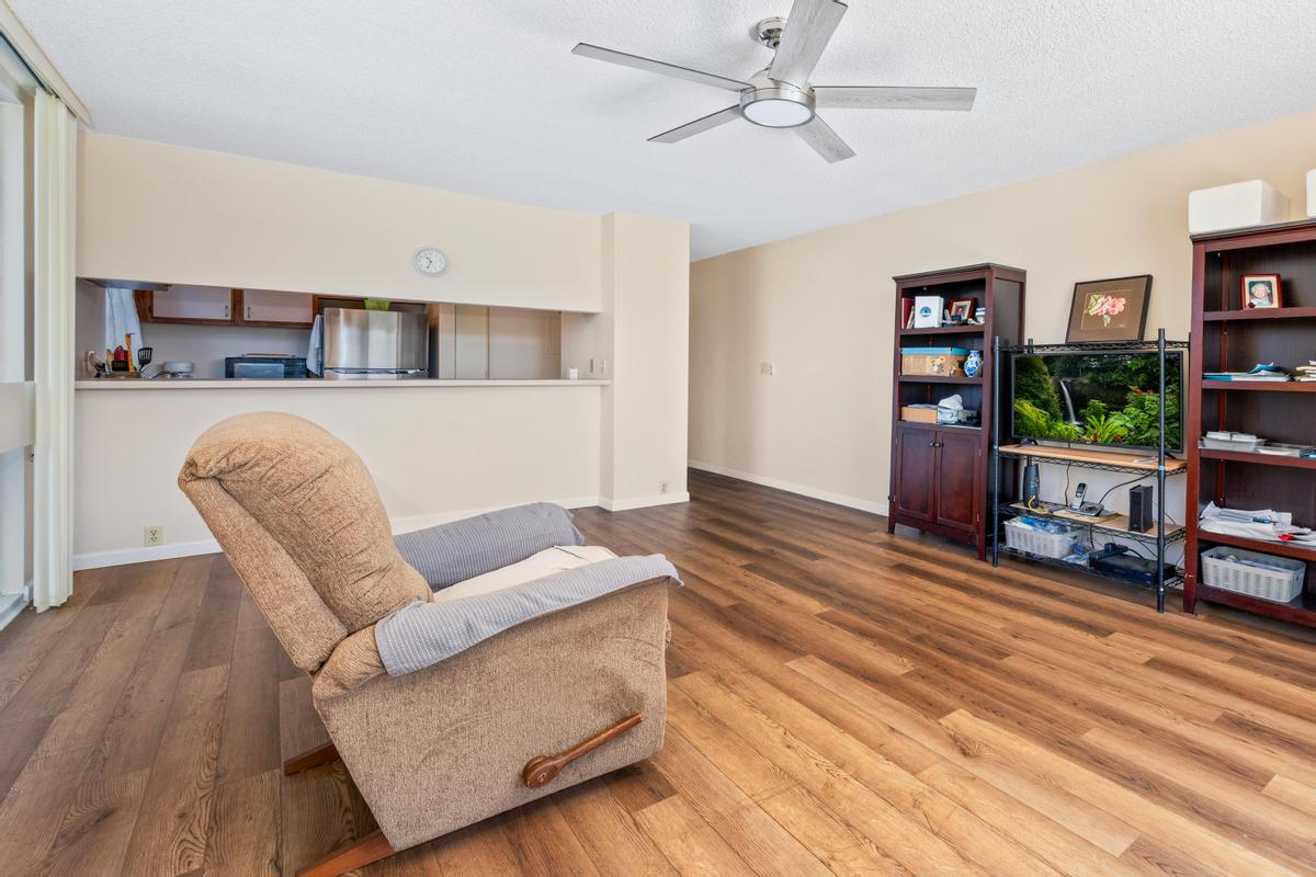 75-5669 Kuakini Highway 5101 Property Photo 18