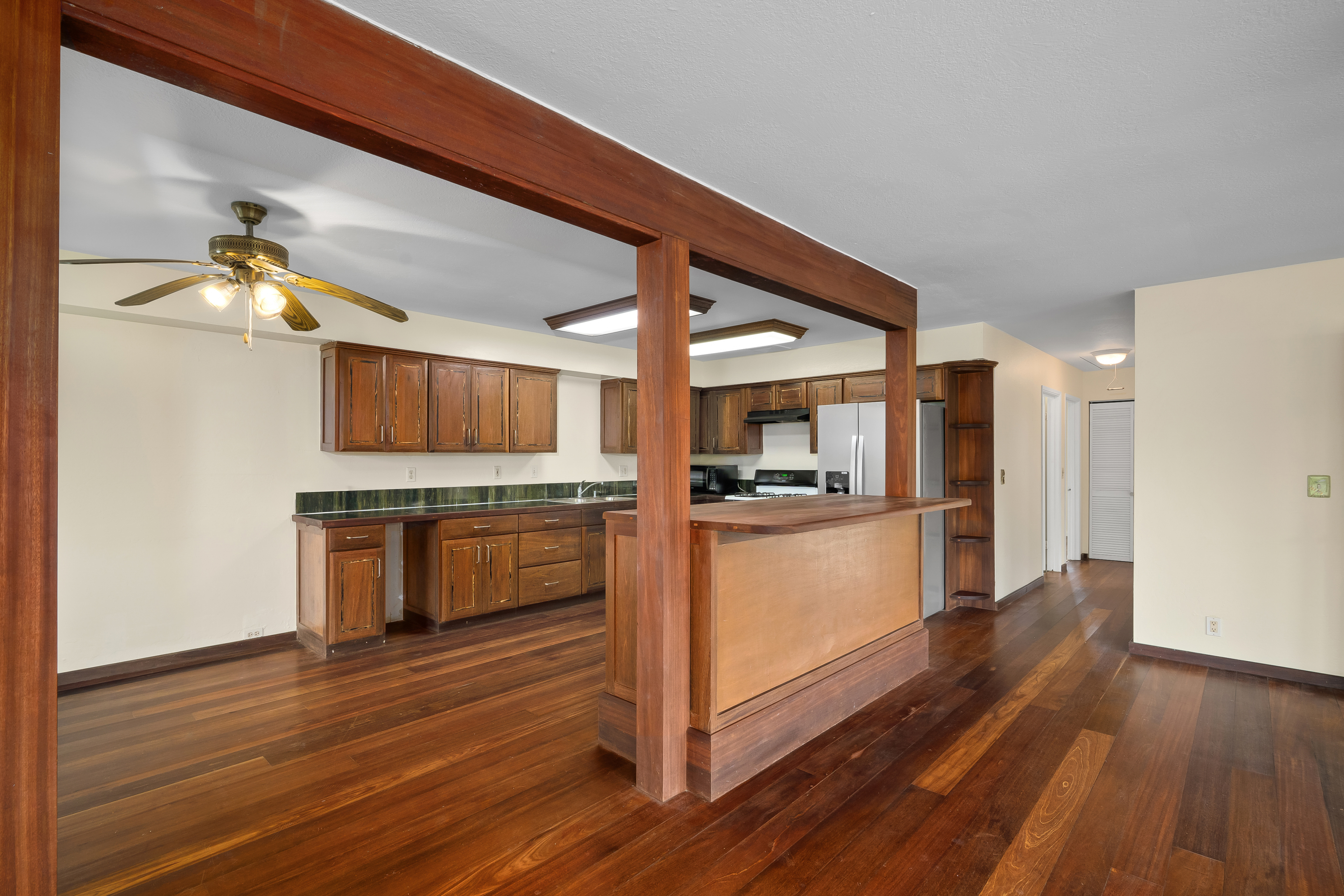 5841 Ahakea St Property Photo 5
