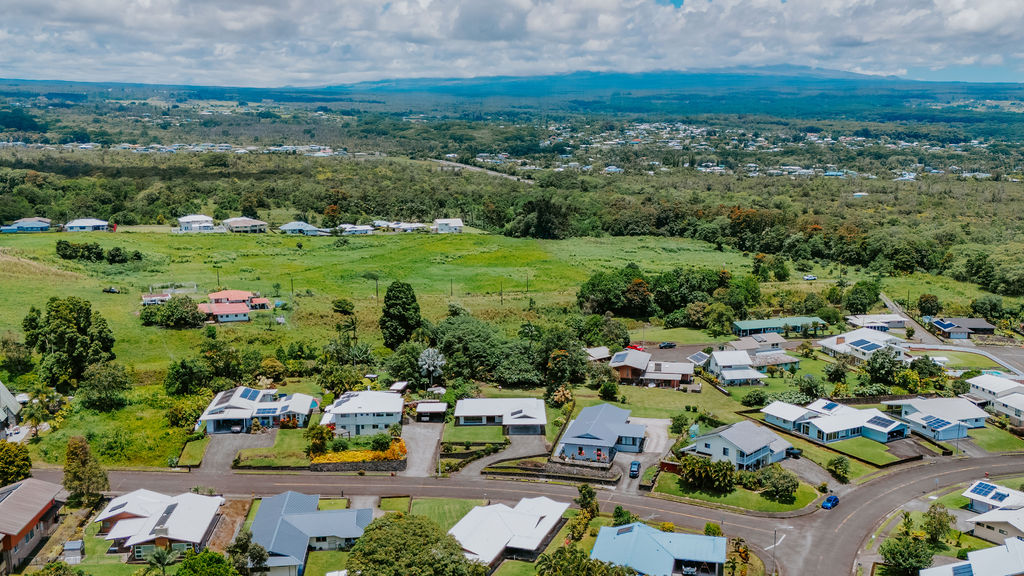 1084 Apono Pl Property Photo 3