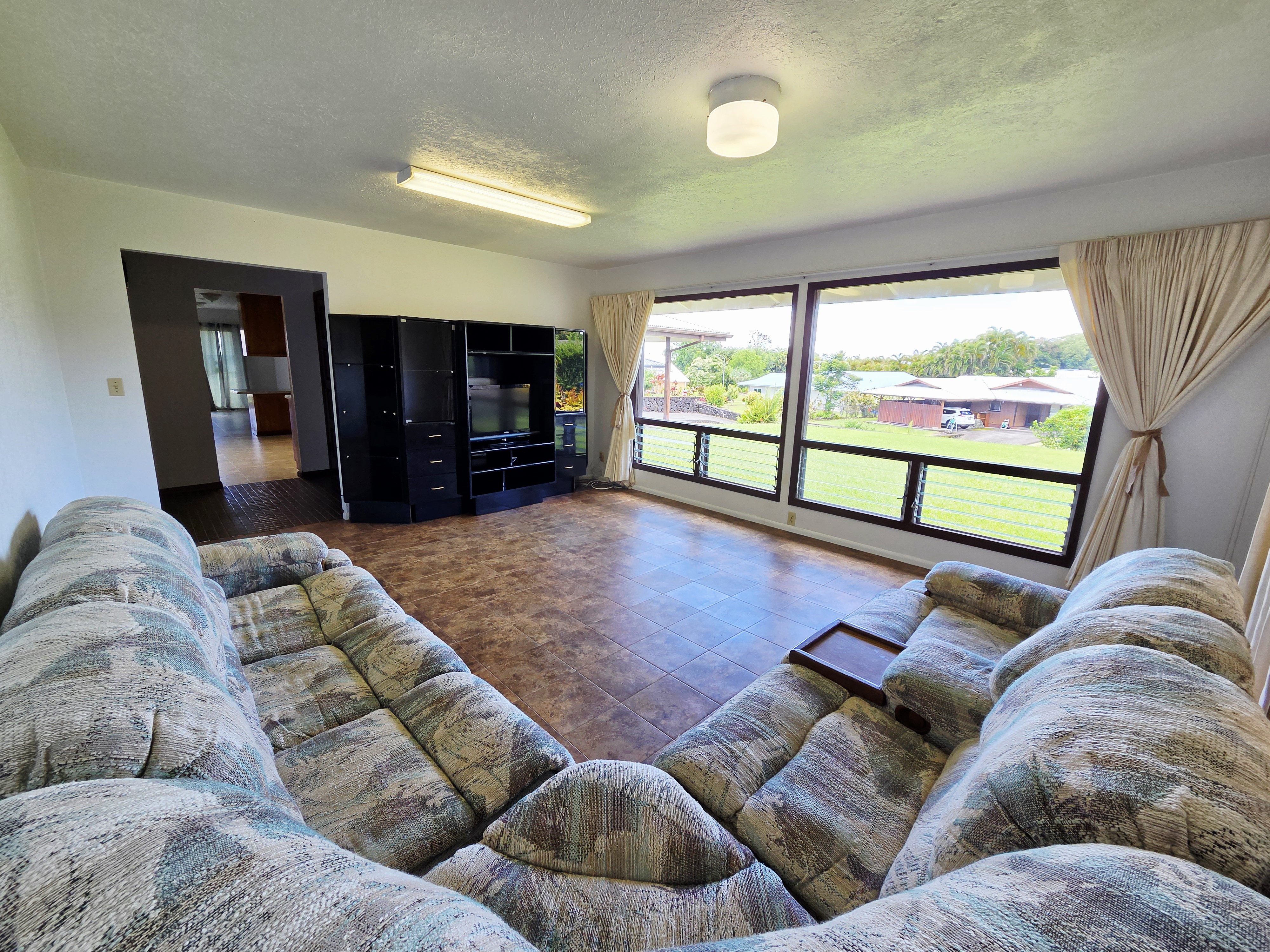 1084 Apono Pl Property Photo 13