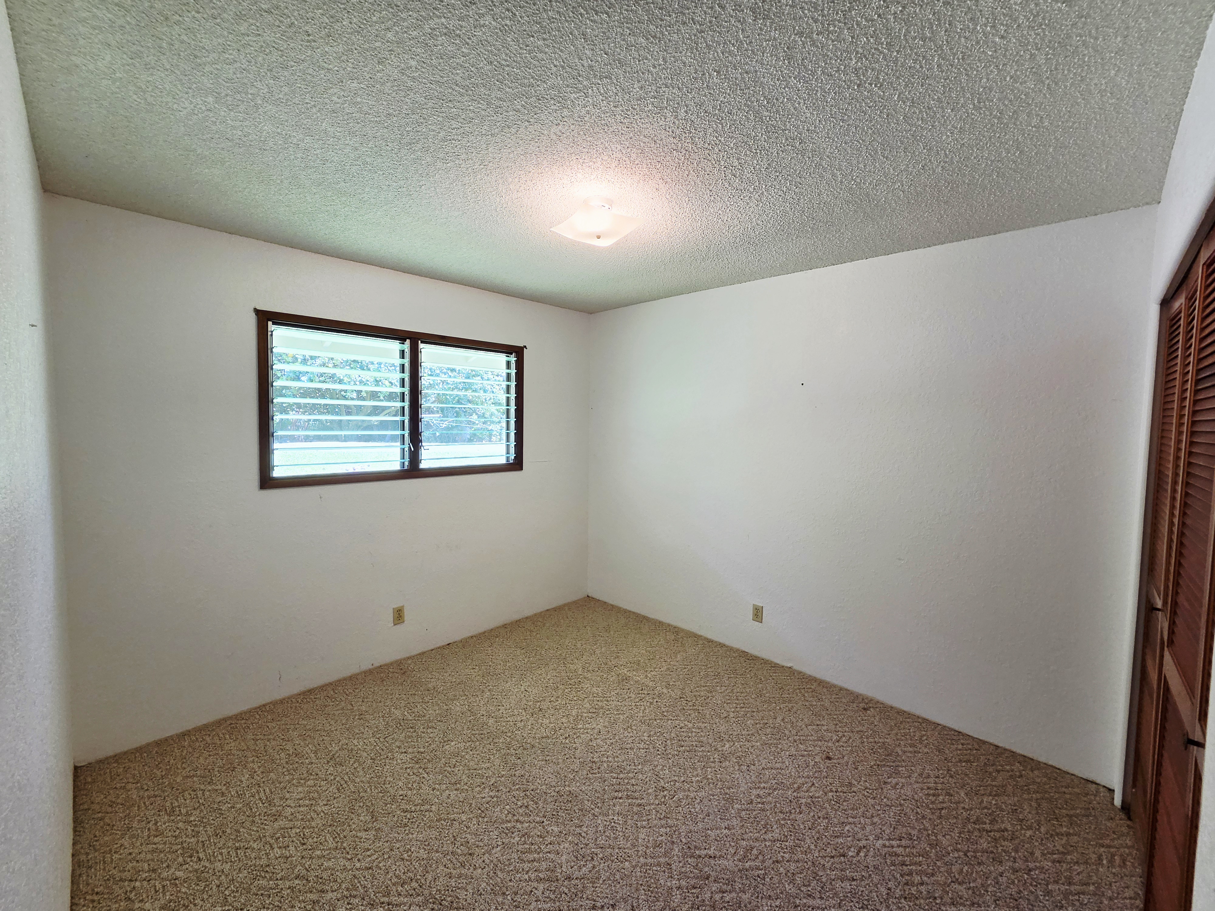 1084 Apono Pl Property Photo 16