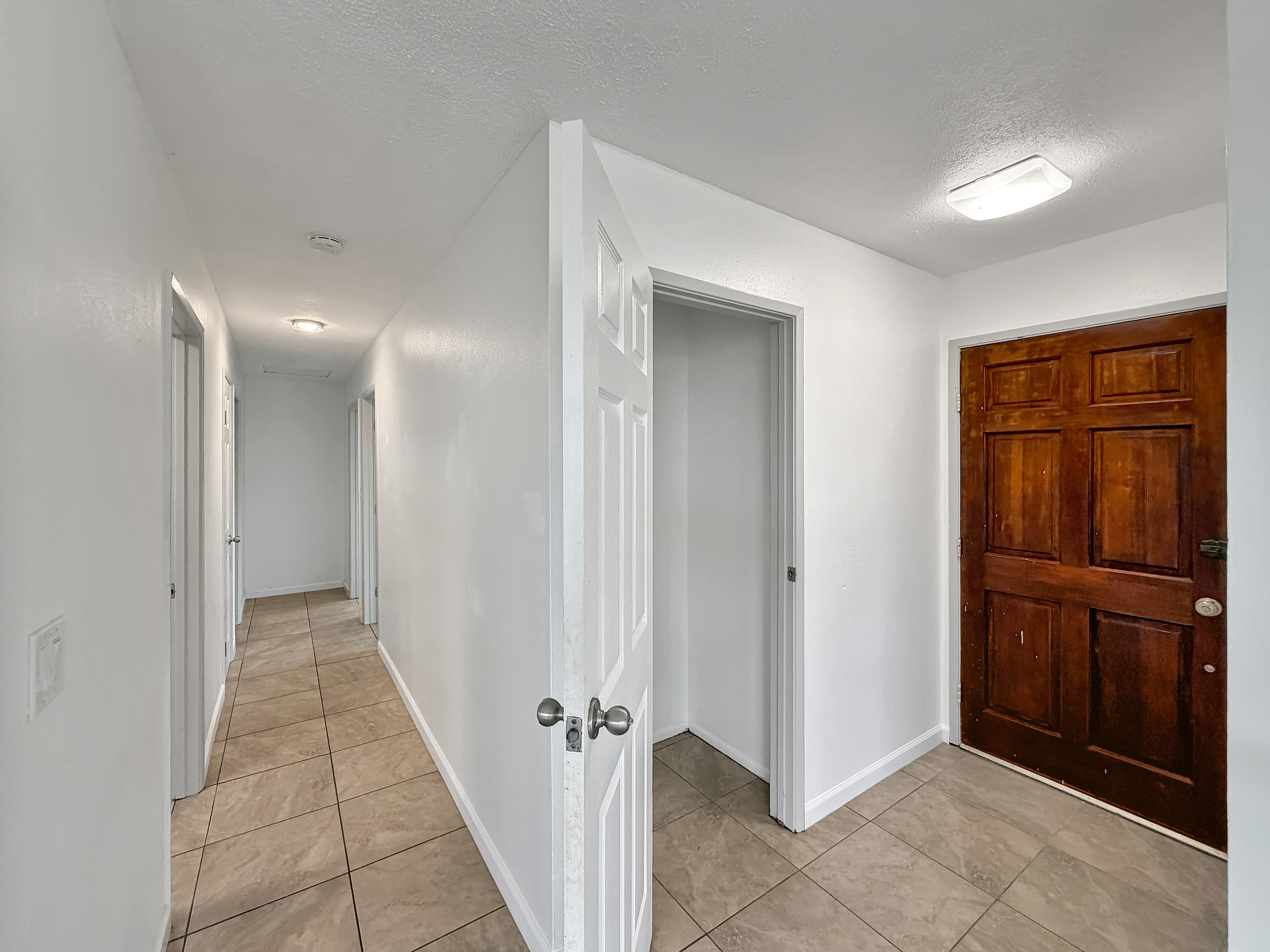 100 Hoomalu St Property Photo 8