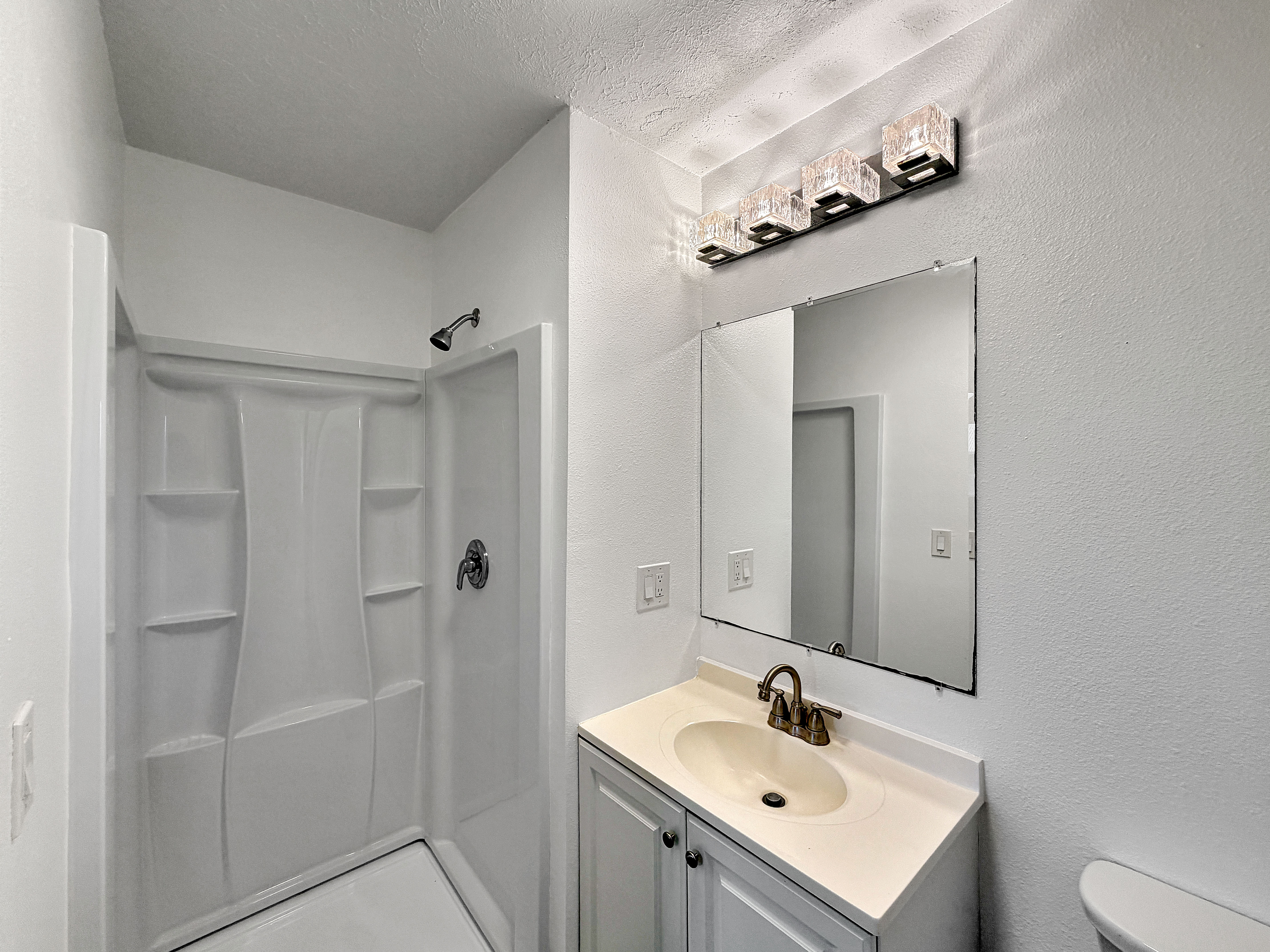 100 Hoomalu St Property Photo 16