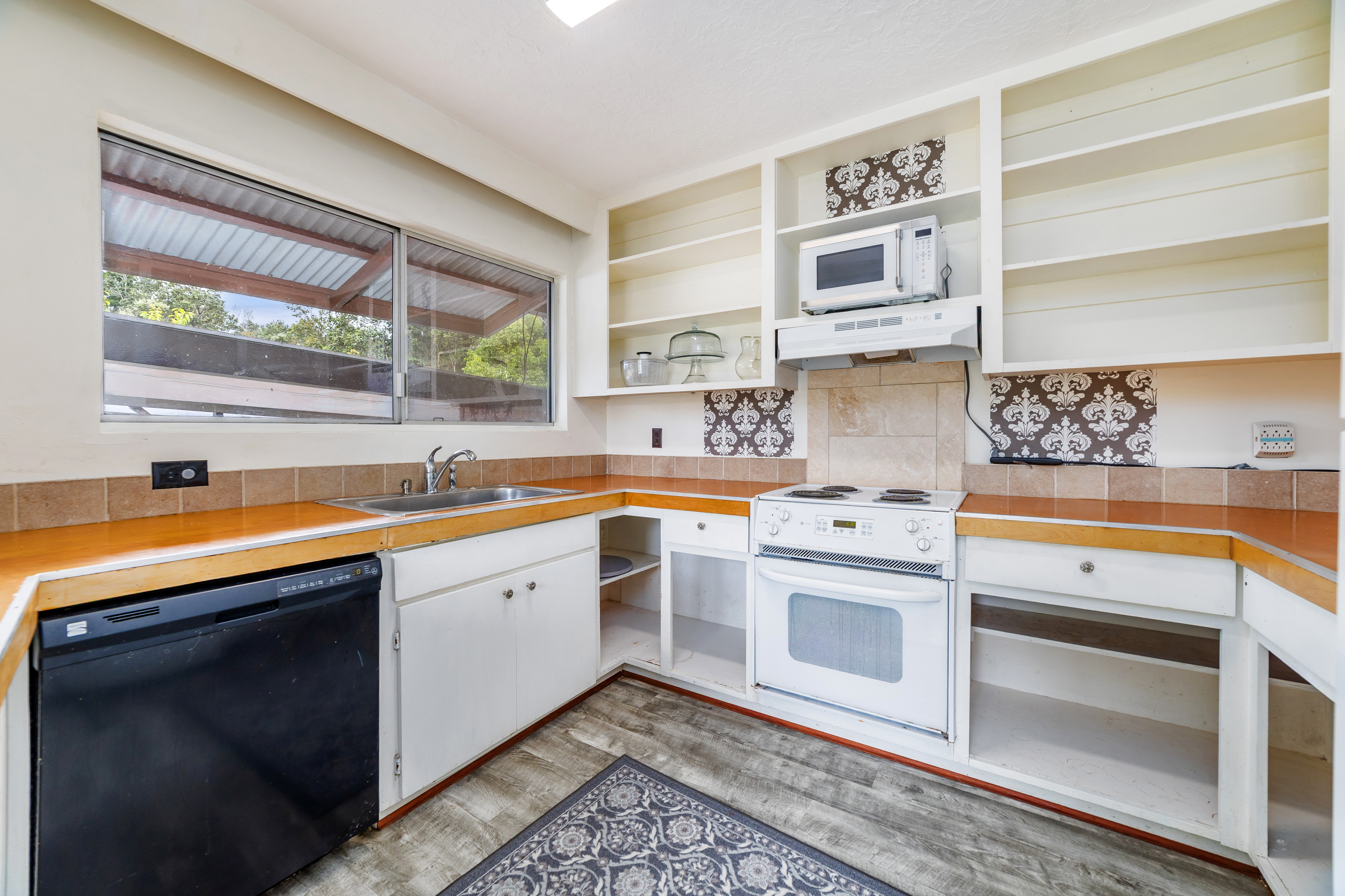19-3940 Hoonanea St Property Photo 3