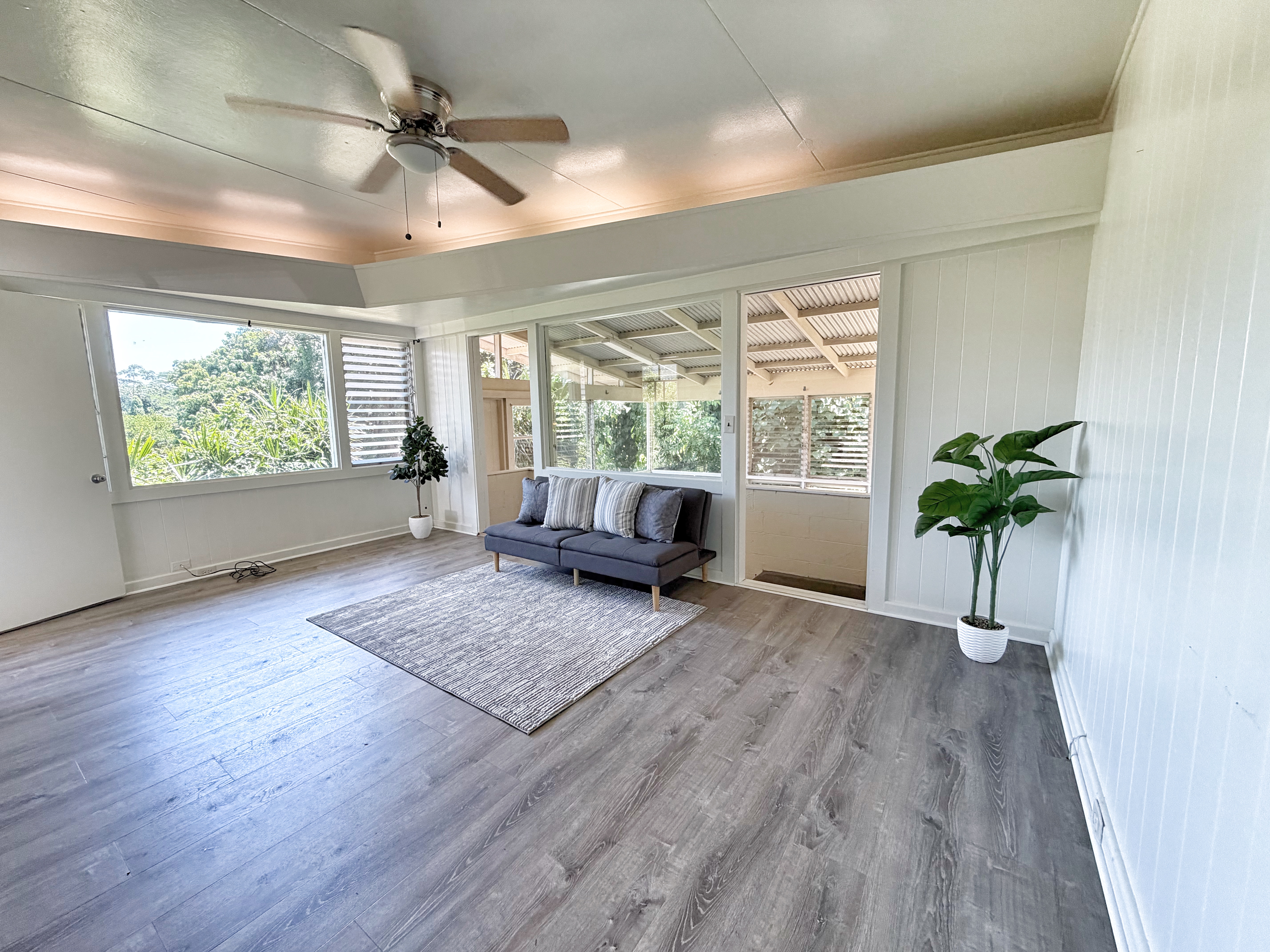77 Iwalani St Property Photo 3