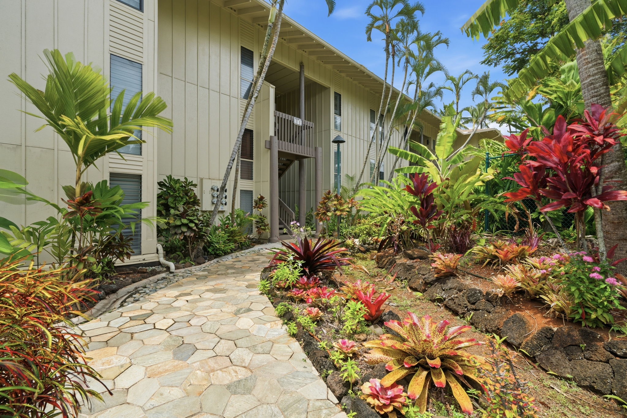 410 Papaloa Rd 533 Property Photo 2
