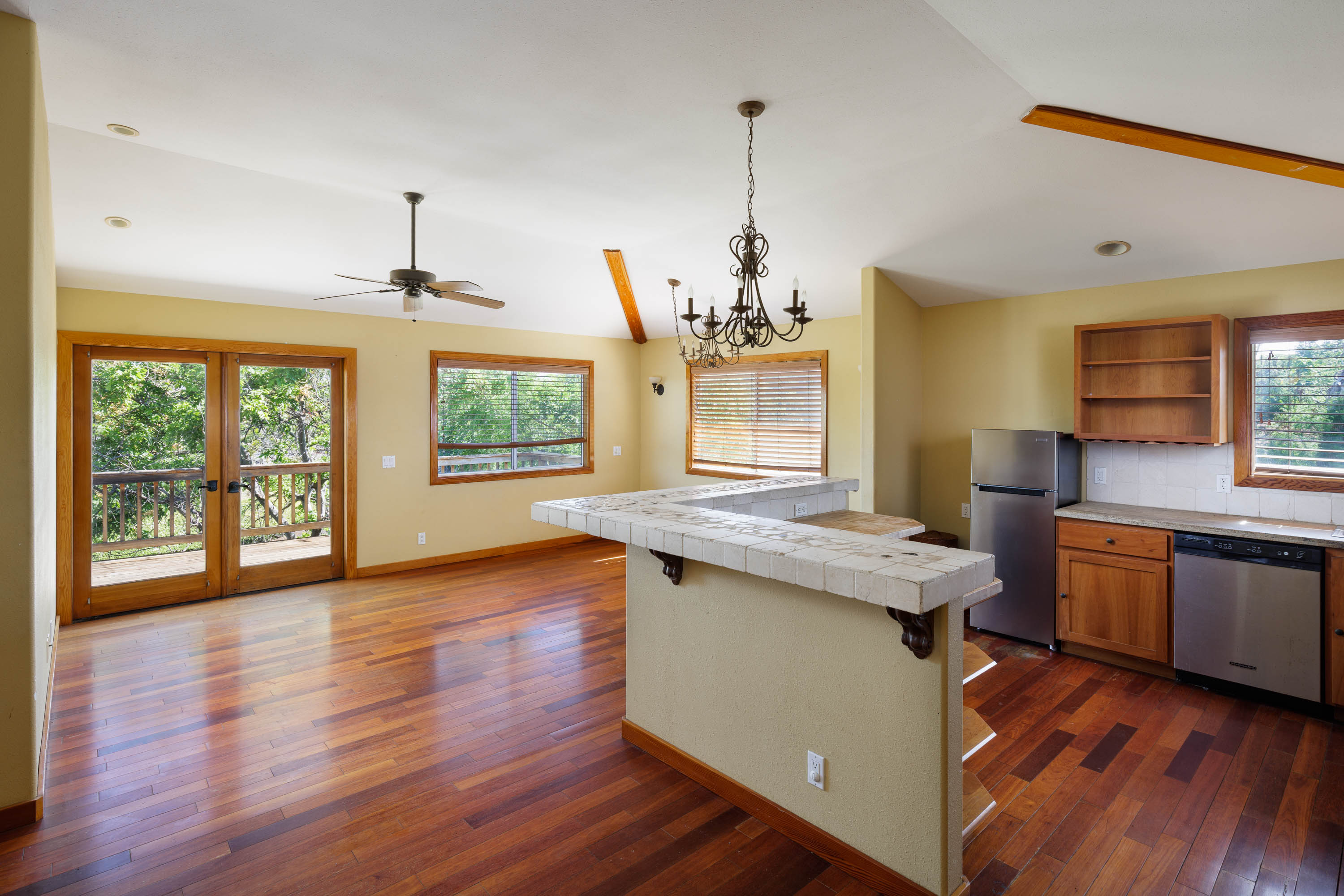 68-3776 Mahina St Property Photo 3