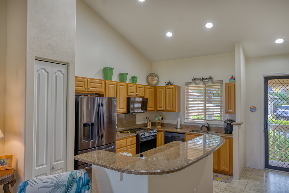 75-5919 Alii Dr T21 Property Photo 6