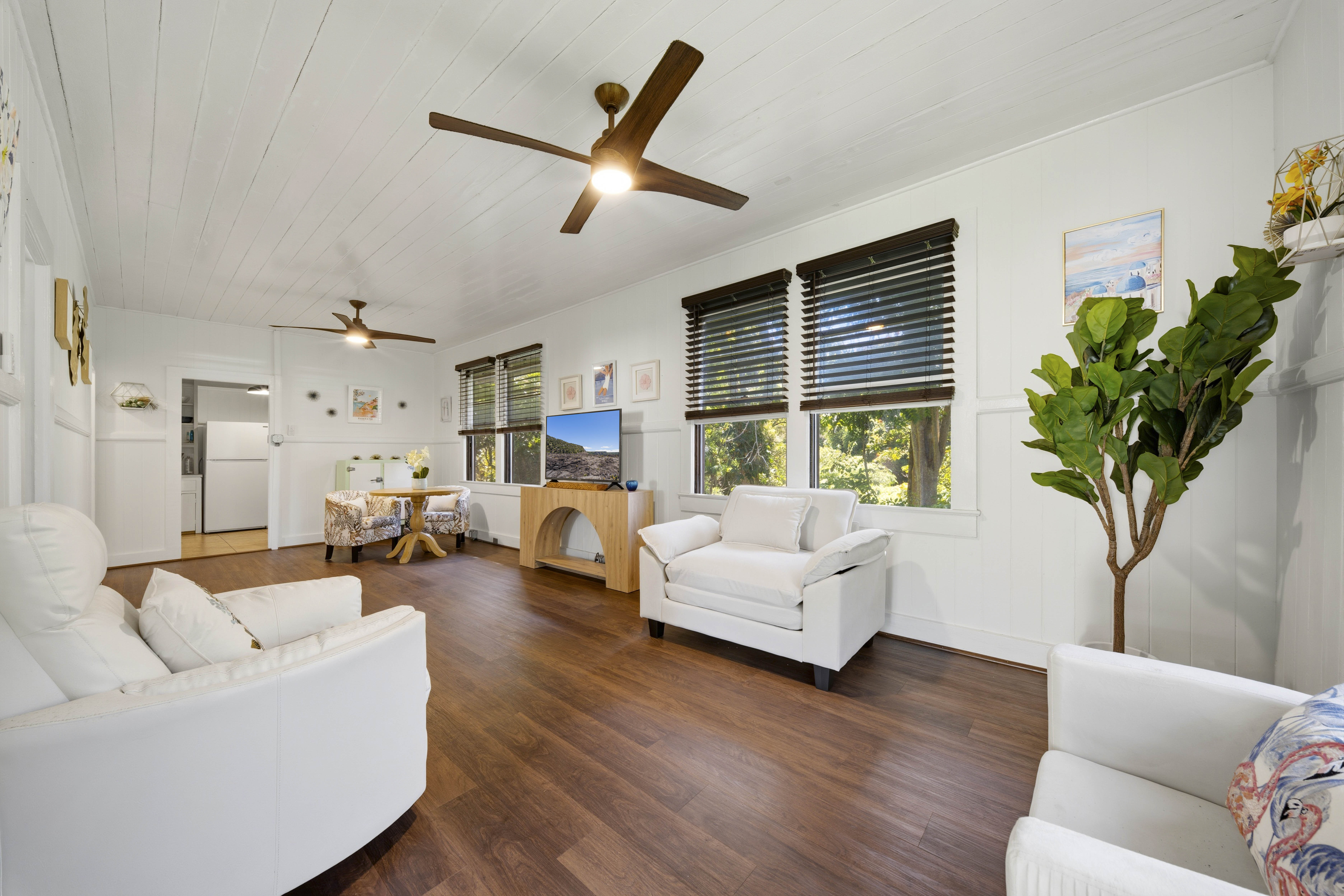 54-3857 Akoni Pule Highway Property Photo 4