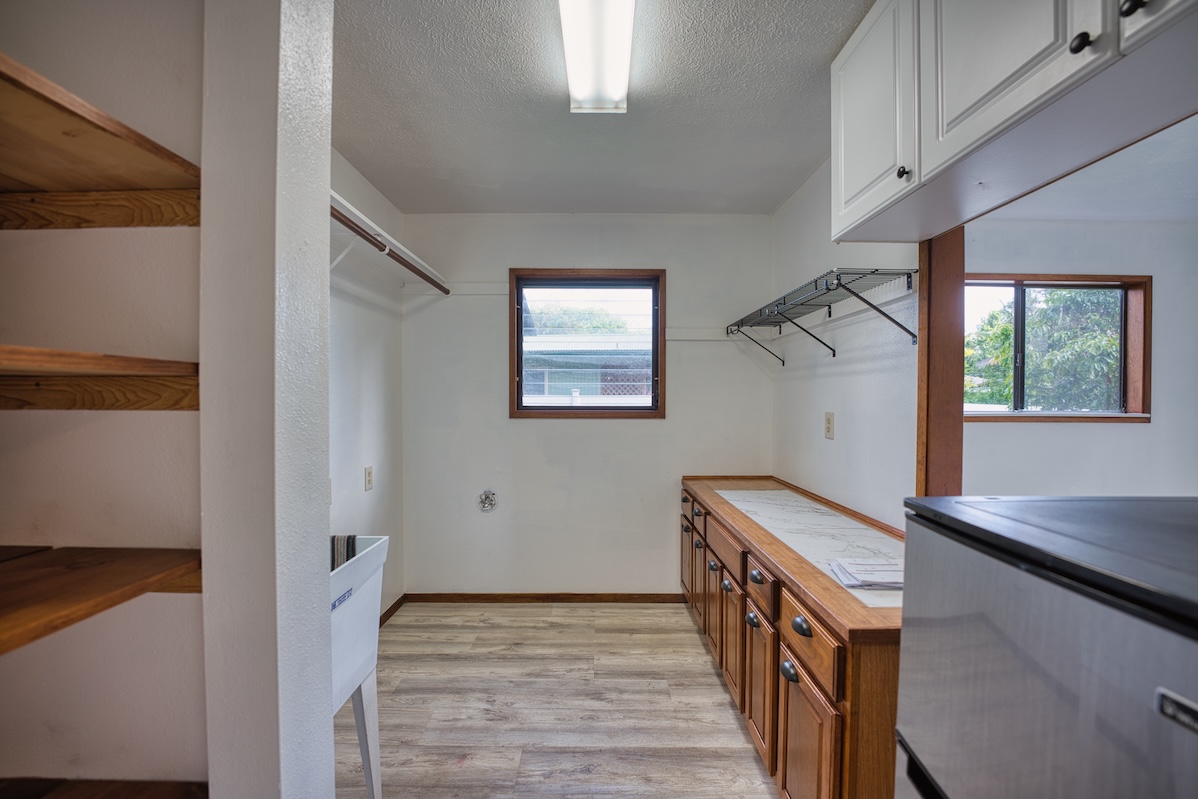 18-7842 Ekika Rd Property Photo 15