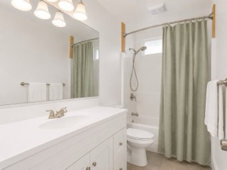2107 Kaiwiki Rd Property Photo 13