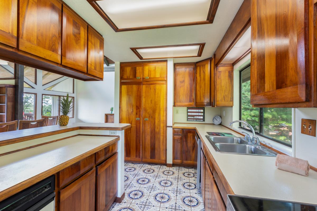 4100 Omao Rd Property Photo 6