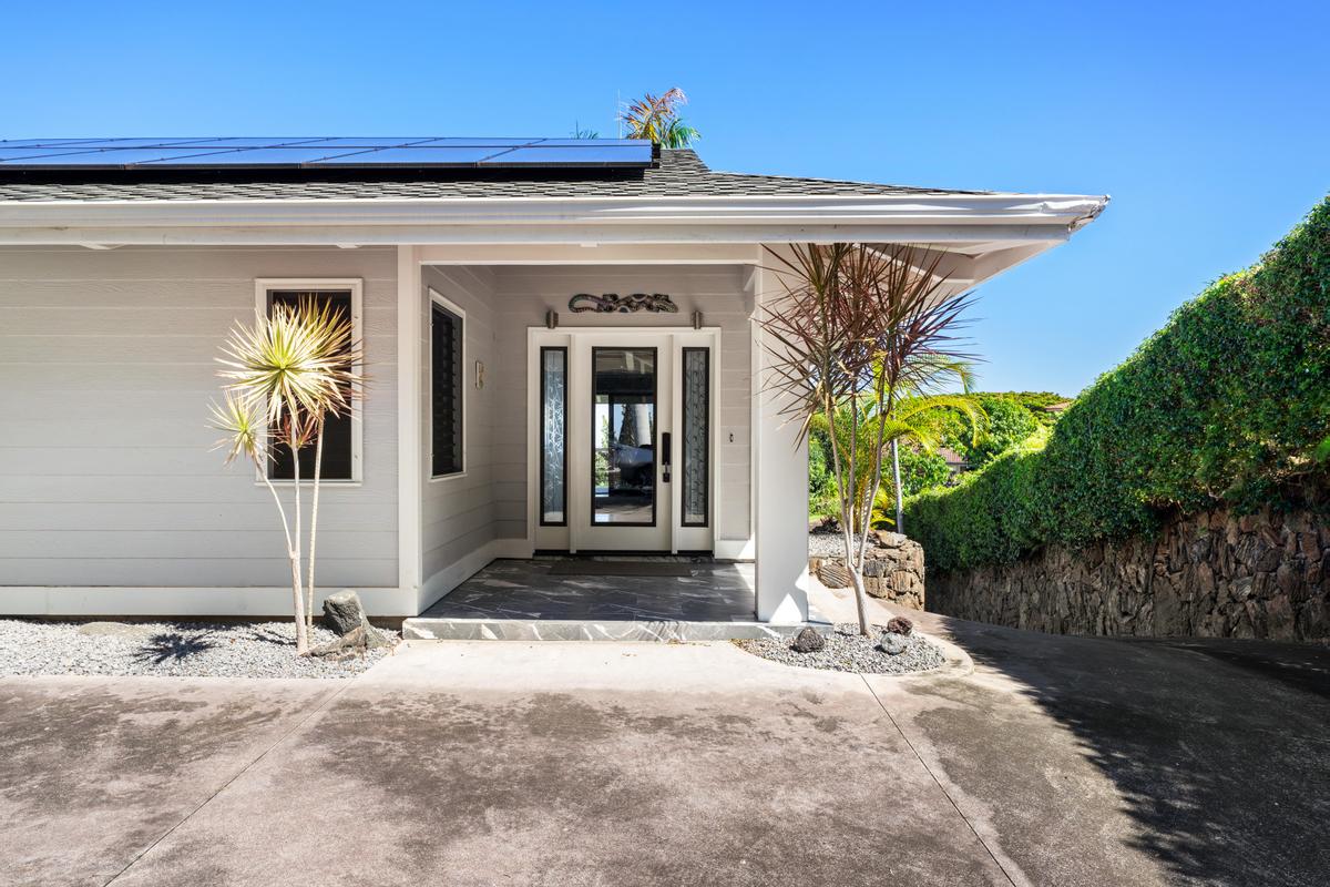 77-360 Mele Pl Property Photo 4