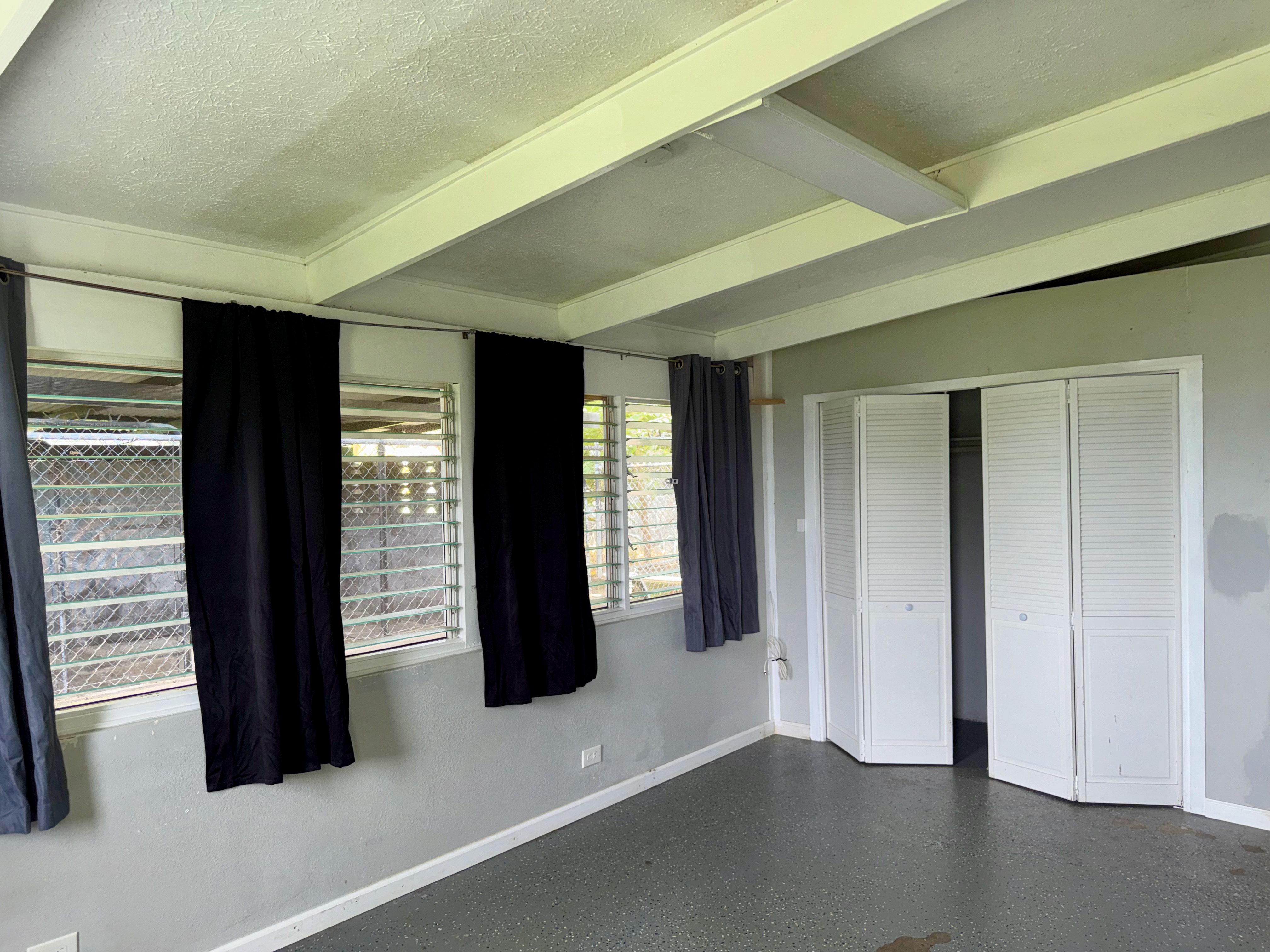 2133 Kinoole St Property Photo 23
