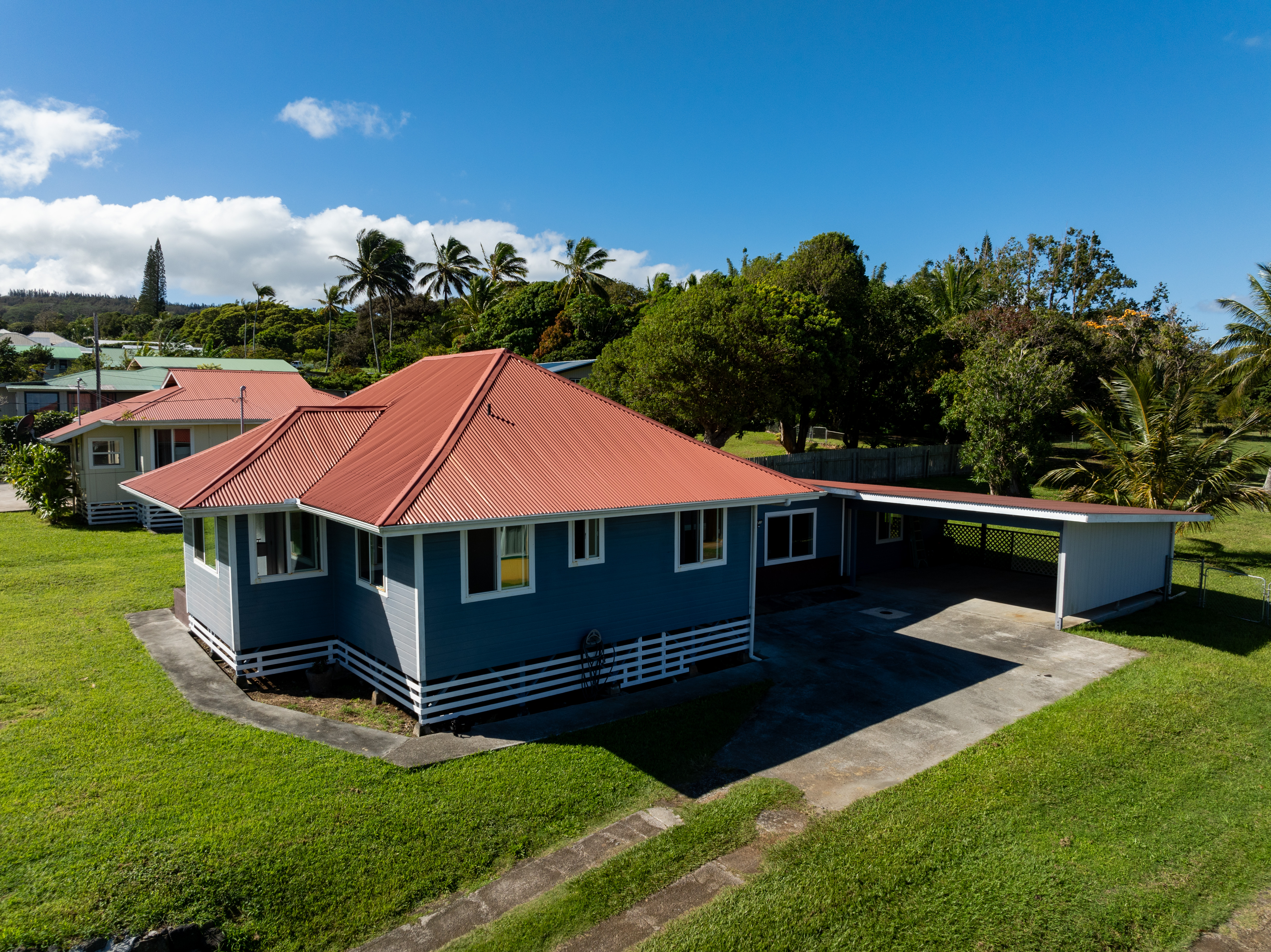 54-2461 Kynnersley Rd Property Photo 1