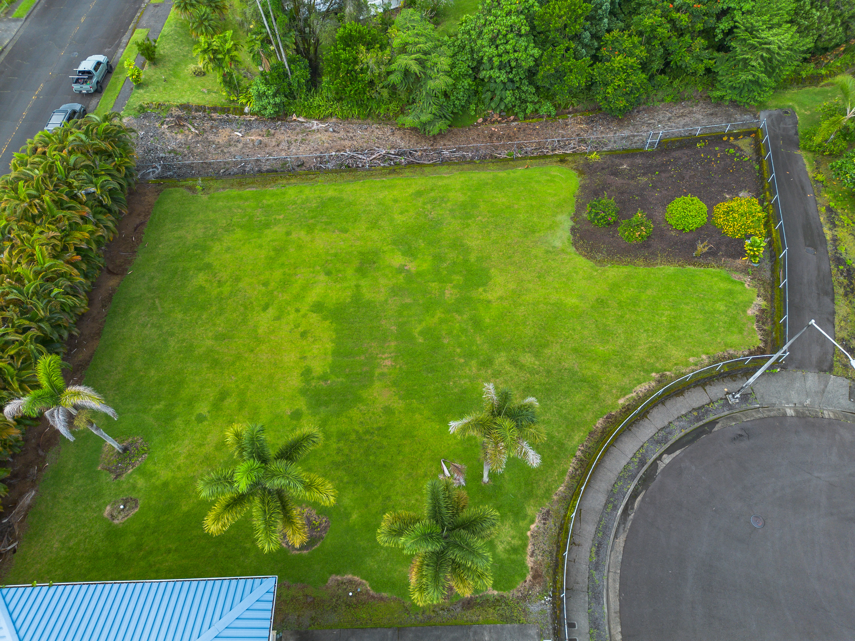 551 Kukuau St Property Photo 1