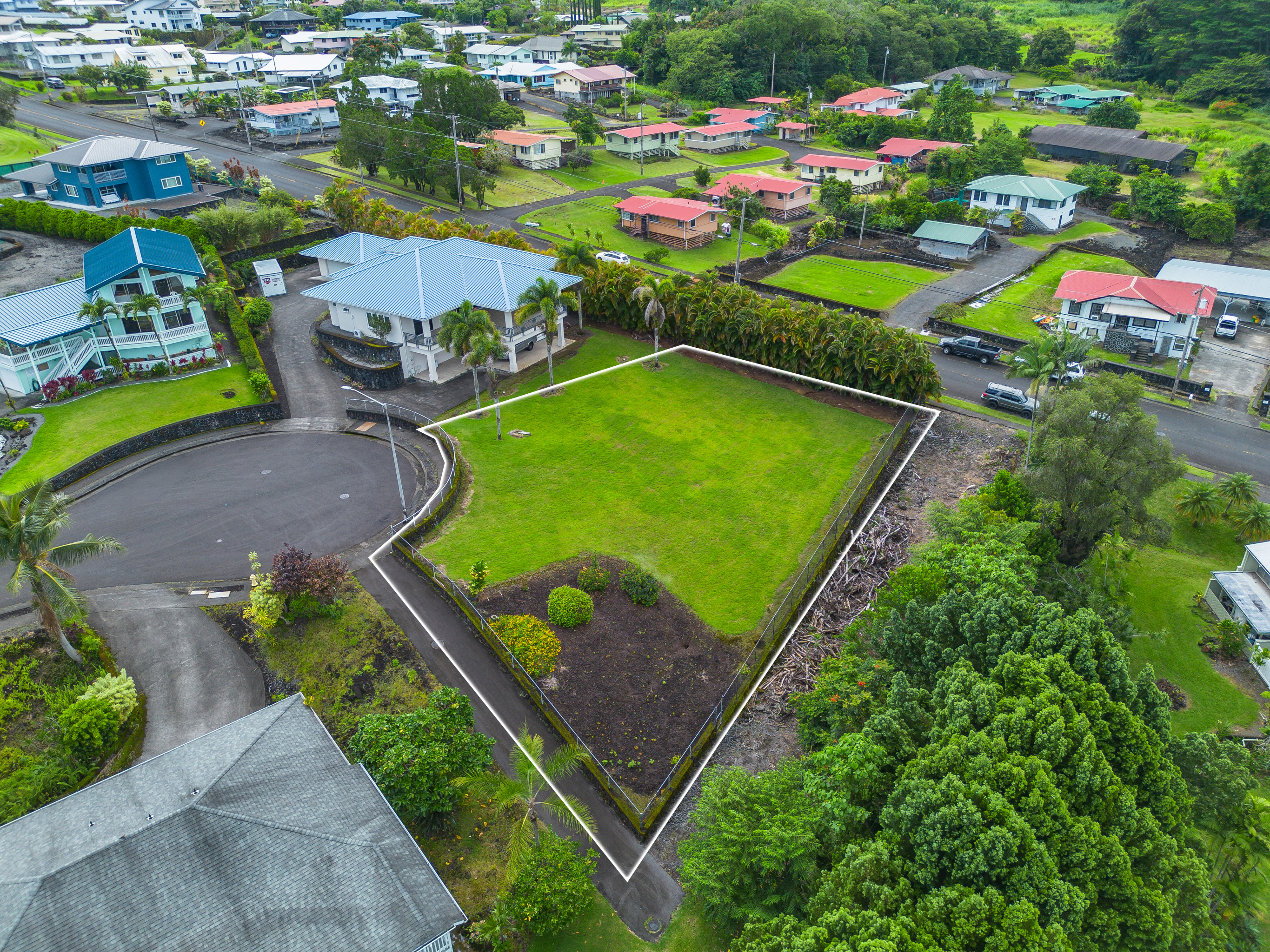 551 Kukuau St Property Photo 6