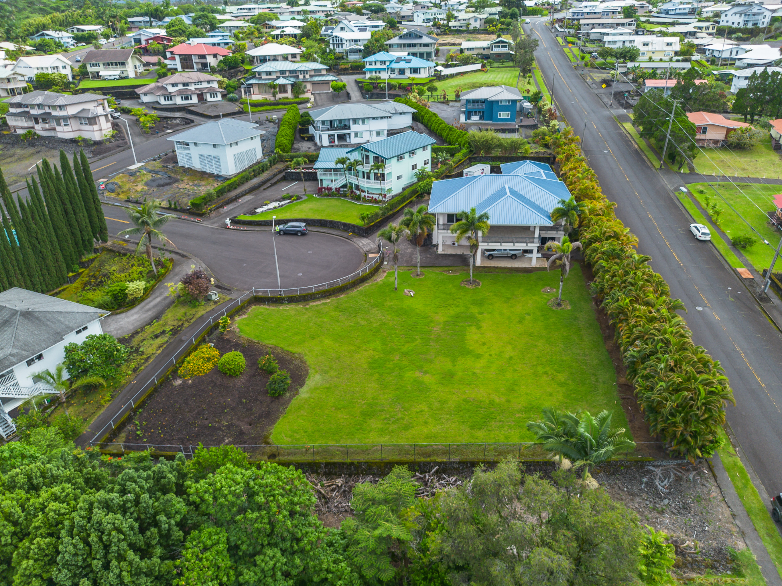 551 Kukuau St Property Photo 11