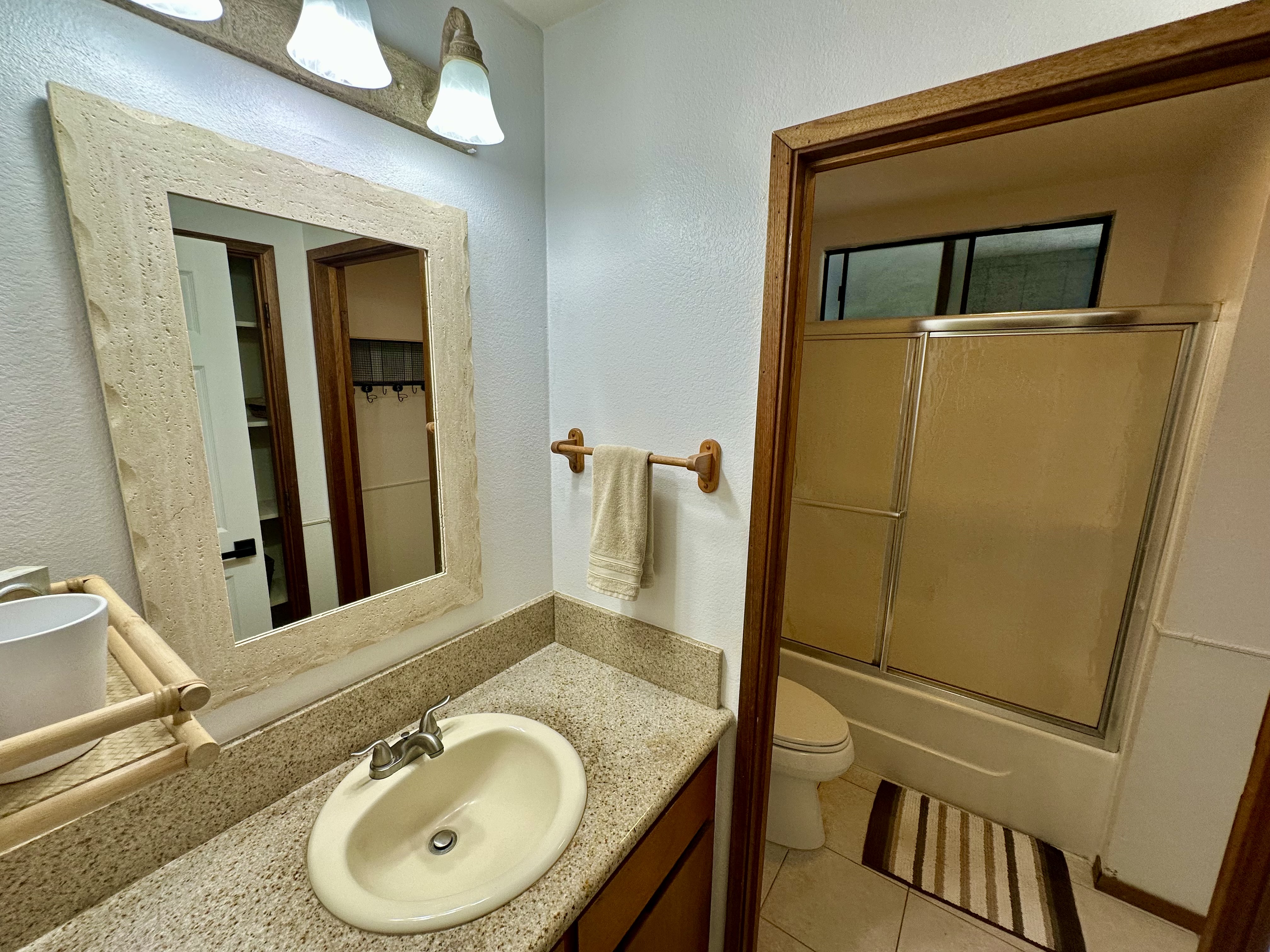 15-2772 Maikoiko St Property Photo 12