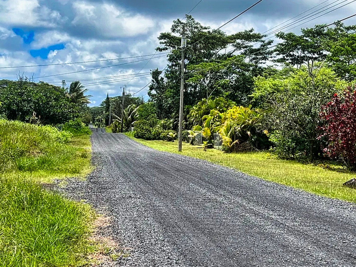 9th Ave (kalaunu) Property Photo 3
