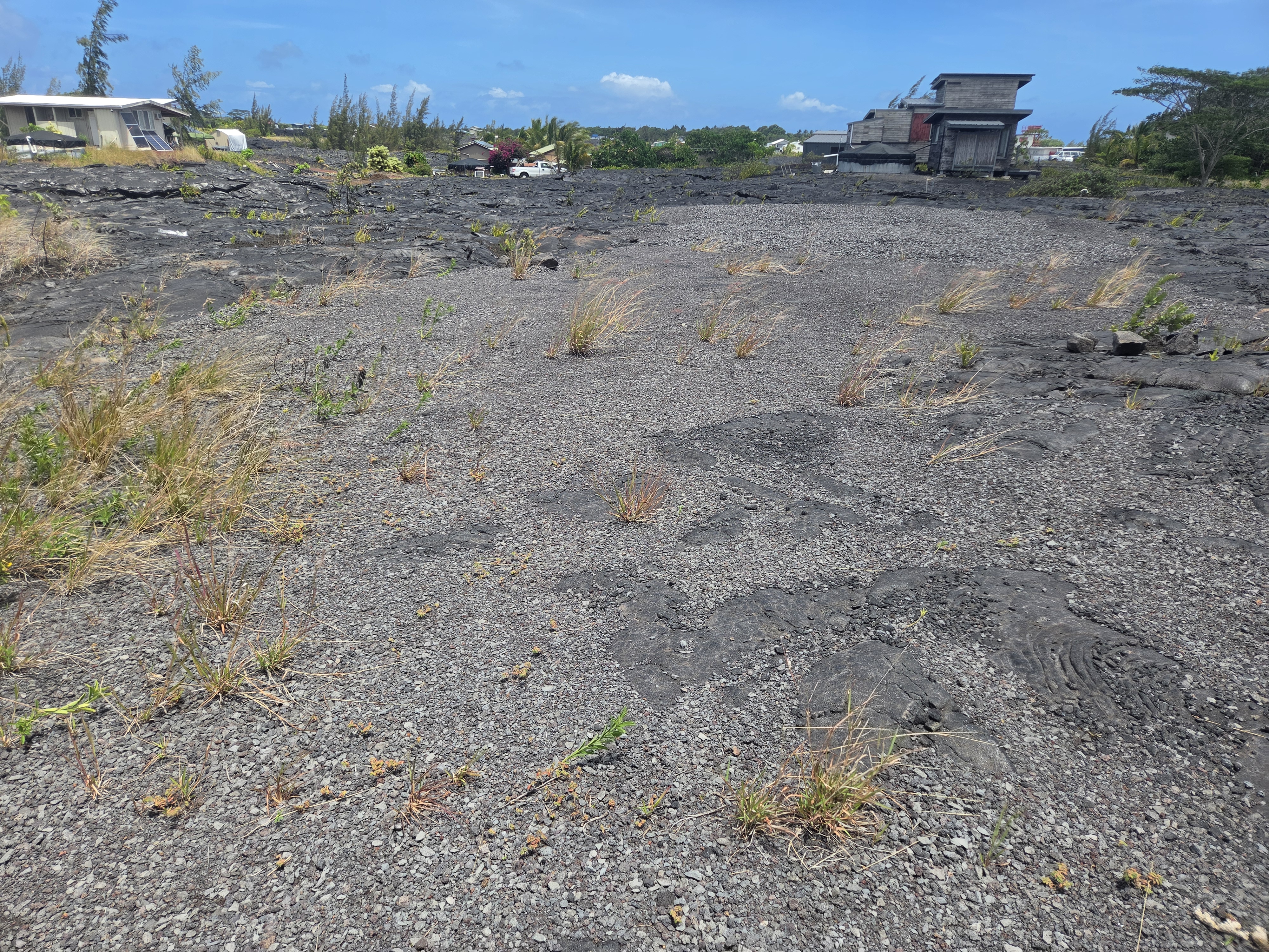 MAKANI ST Property Photo 1