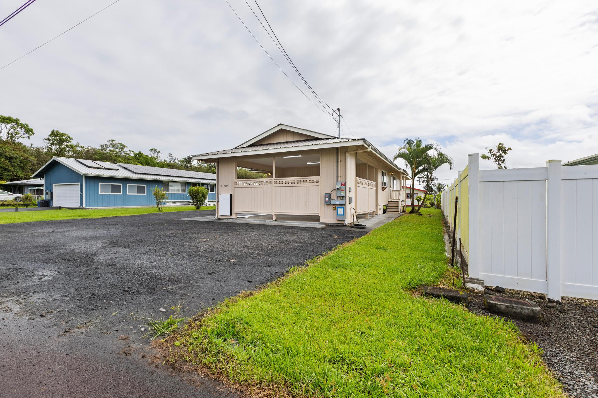 18-7892 Peleke Rd Property Photo 4