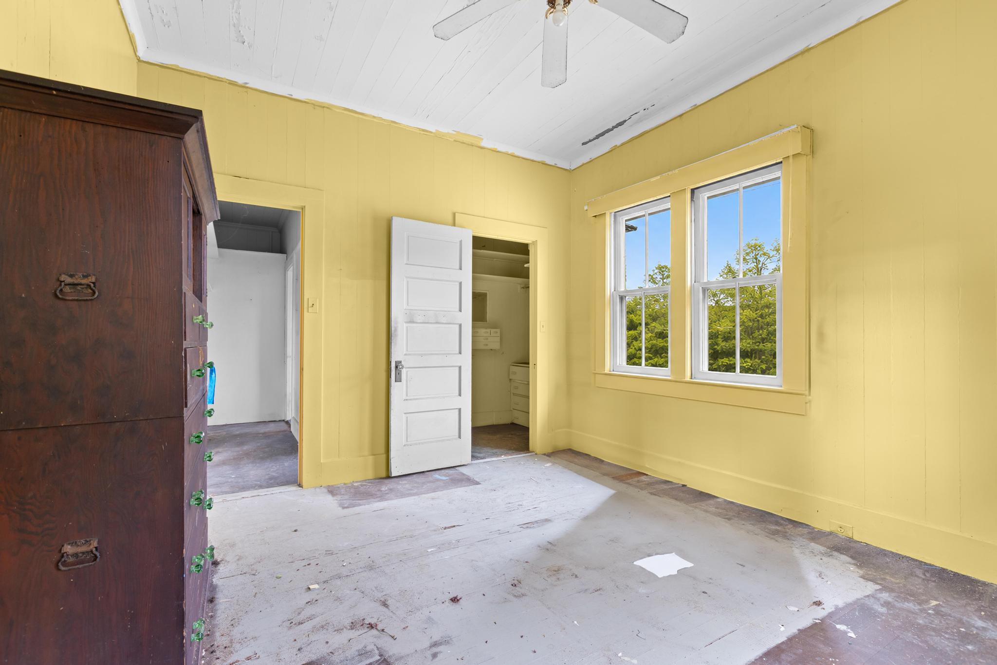 1735 Kinoole St Property Photo 19