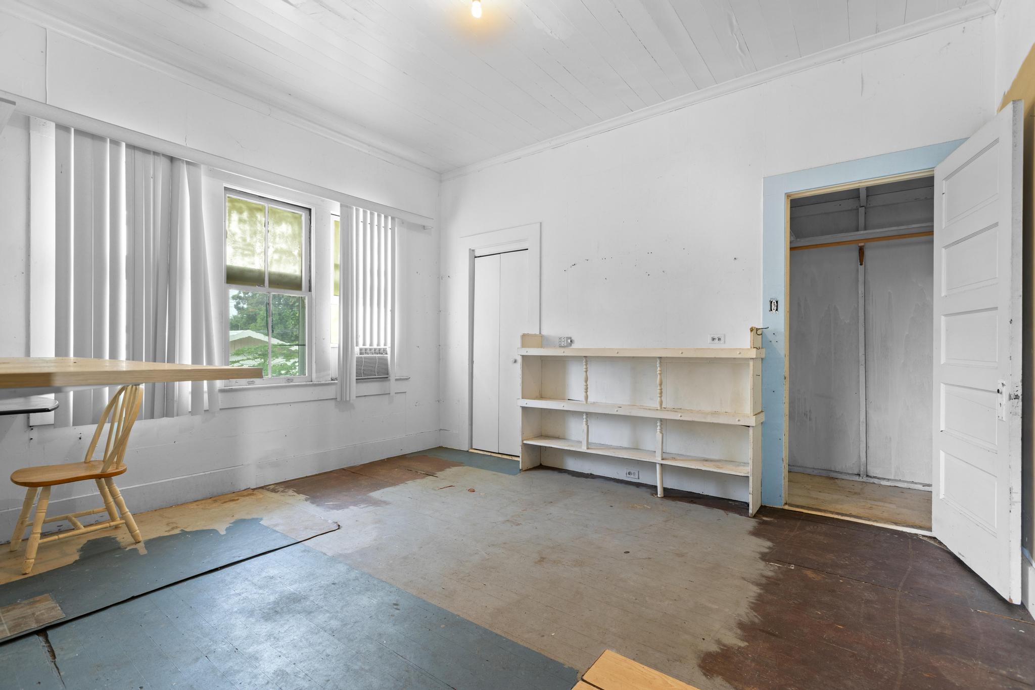 1735 Kinoole St Property Photo 24