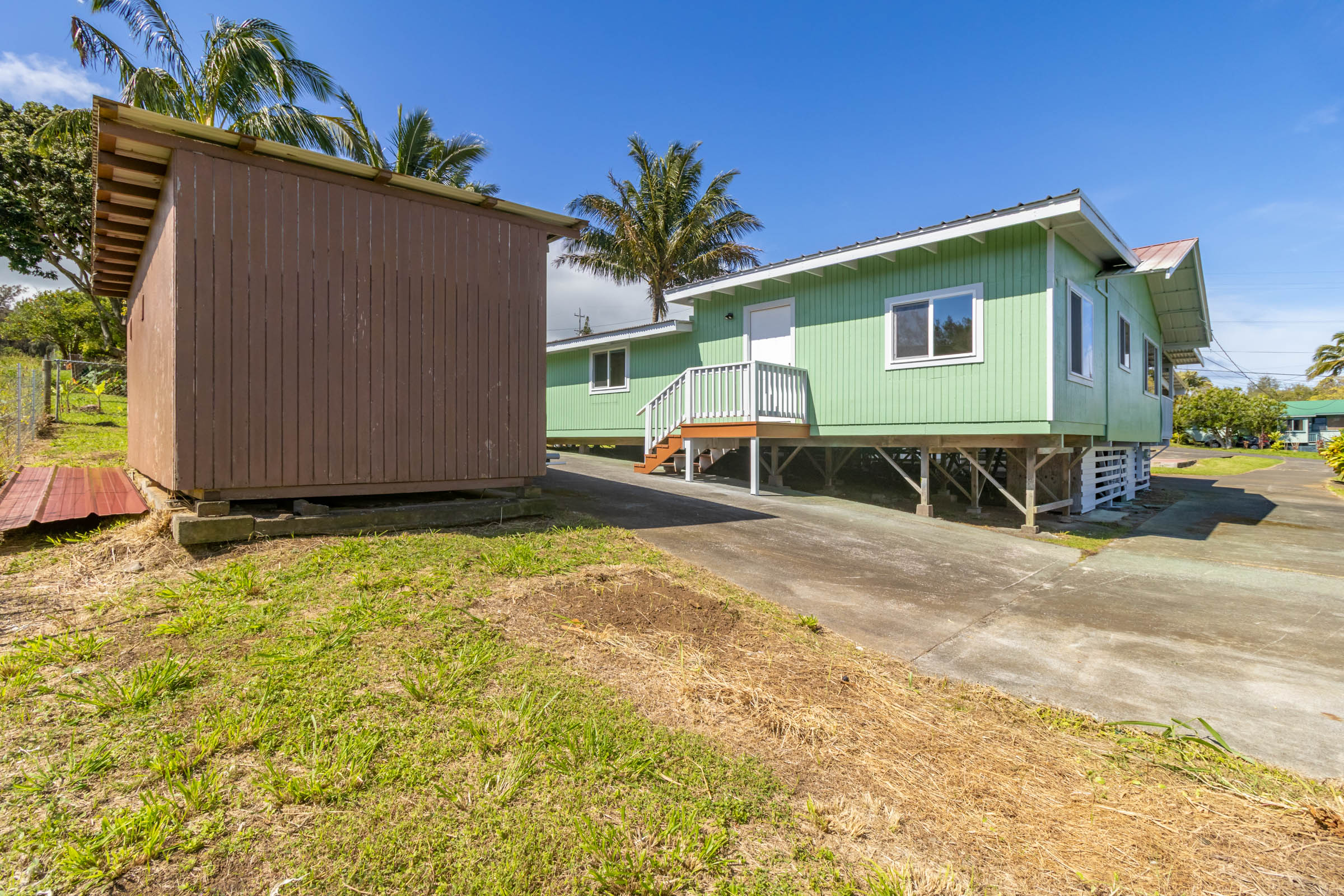 54-2378 Kynnersley Rd Property Photo 6