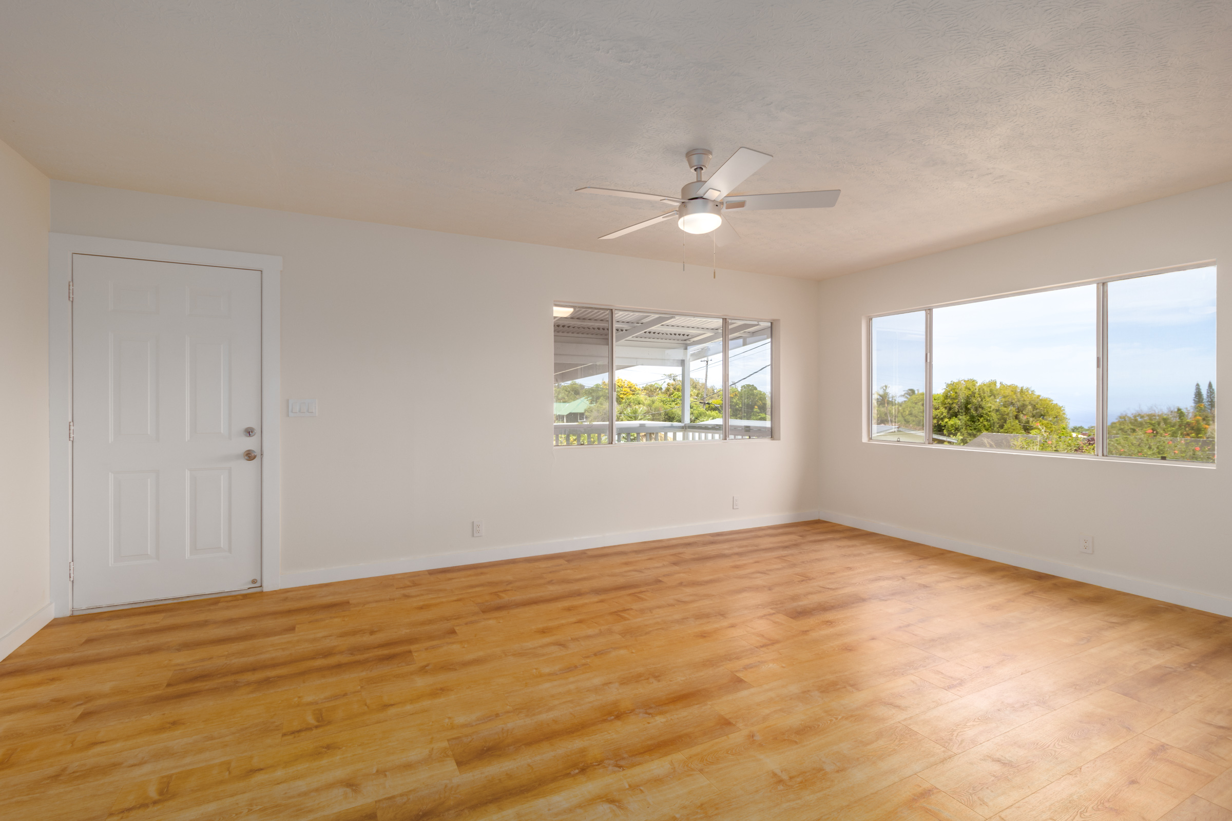 54-2378 Kynnersley Rd Property Photo 7